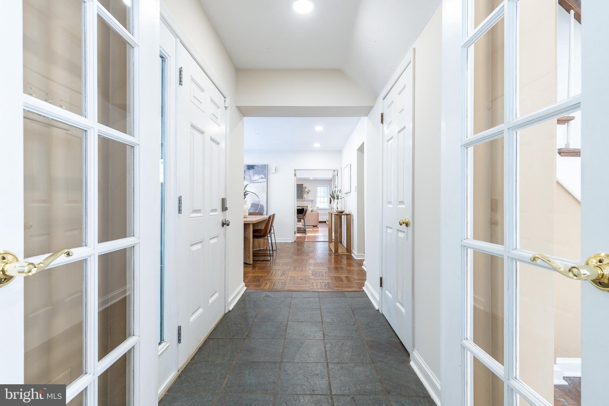 829 BRYN MAWR AVENUE