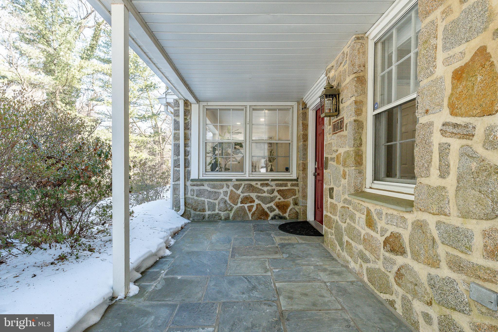 829 BRYN MAWR AVENUE