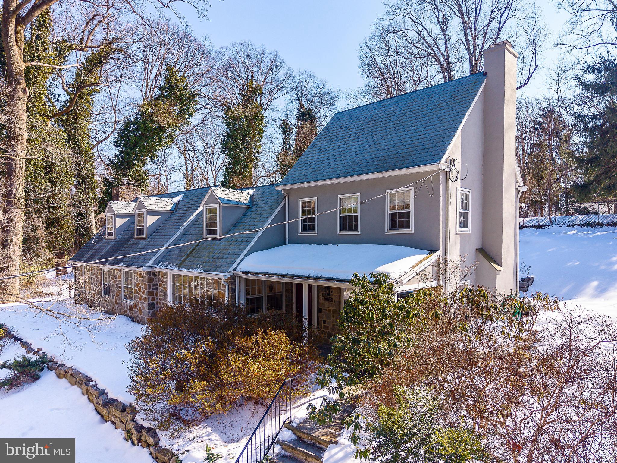 829 BRYN MAWR AVENUE