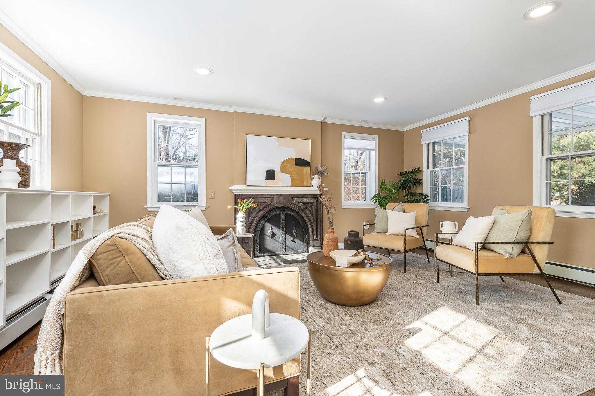 829 BRYN MAWR AVENUE