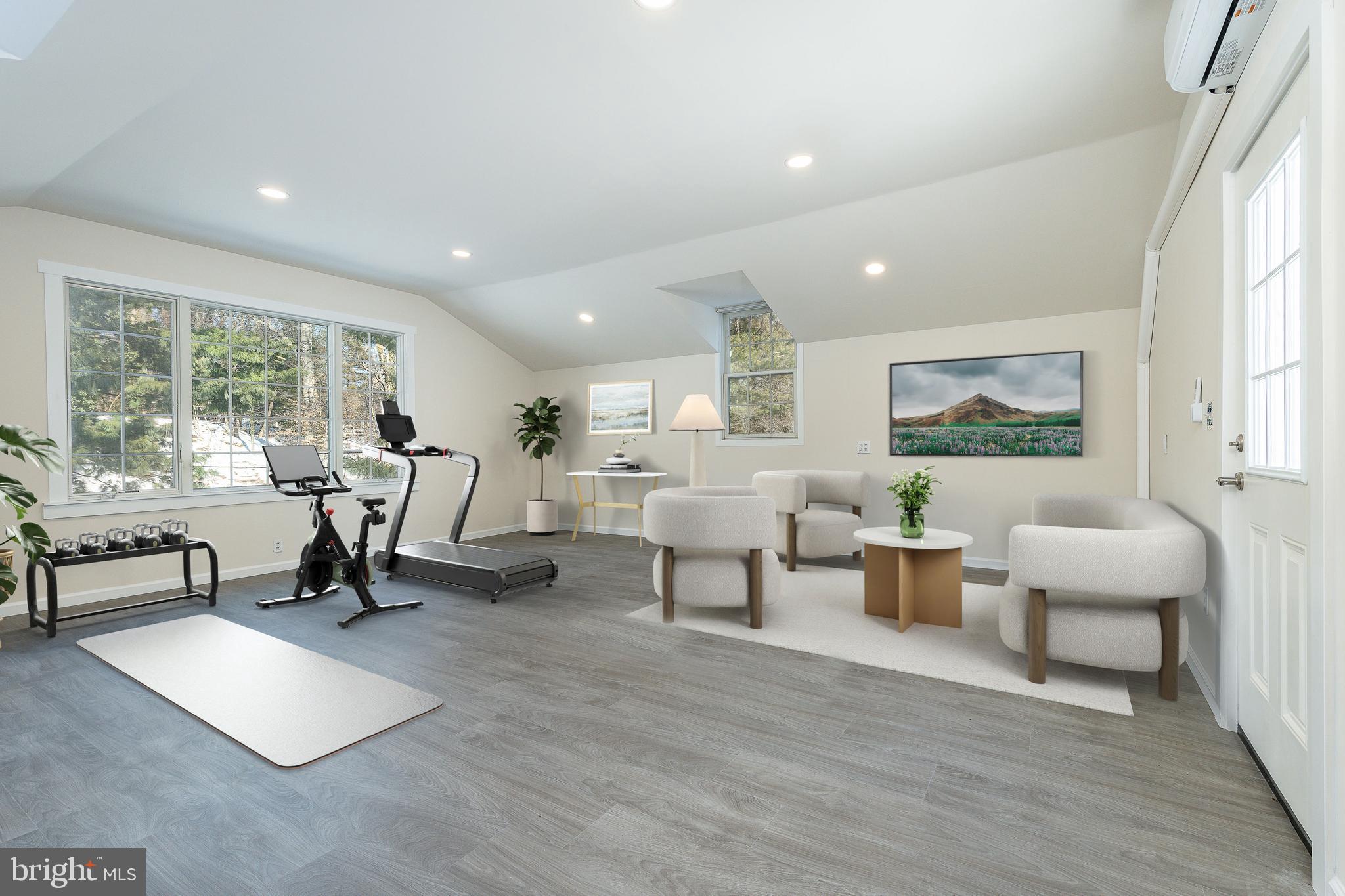 829 BRYN MAWR AVENUE