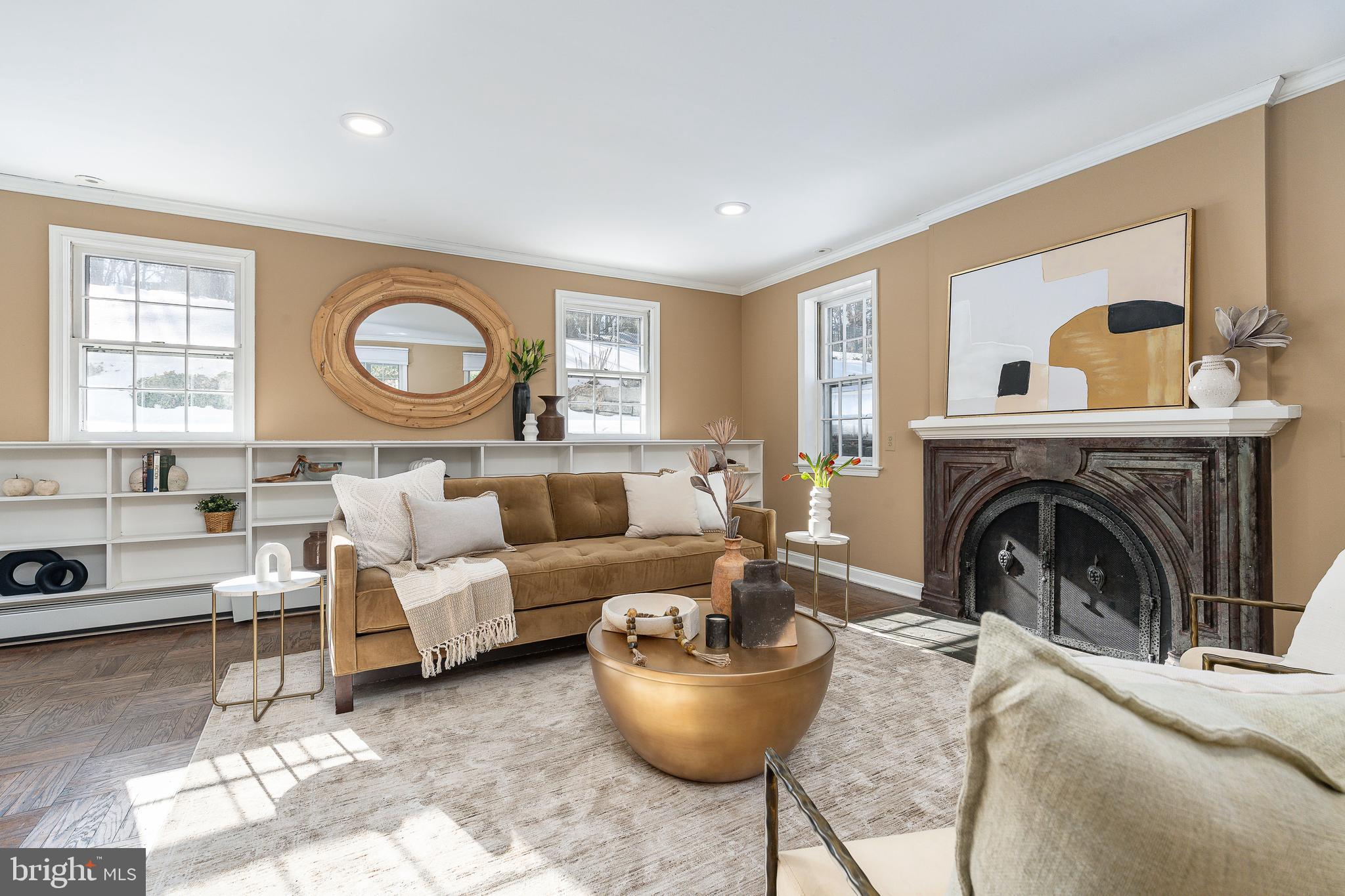 829 BRYN MAWR AVENUE