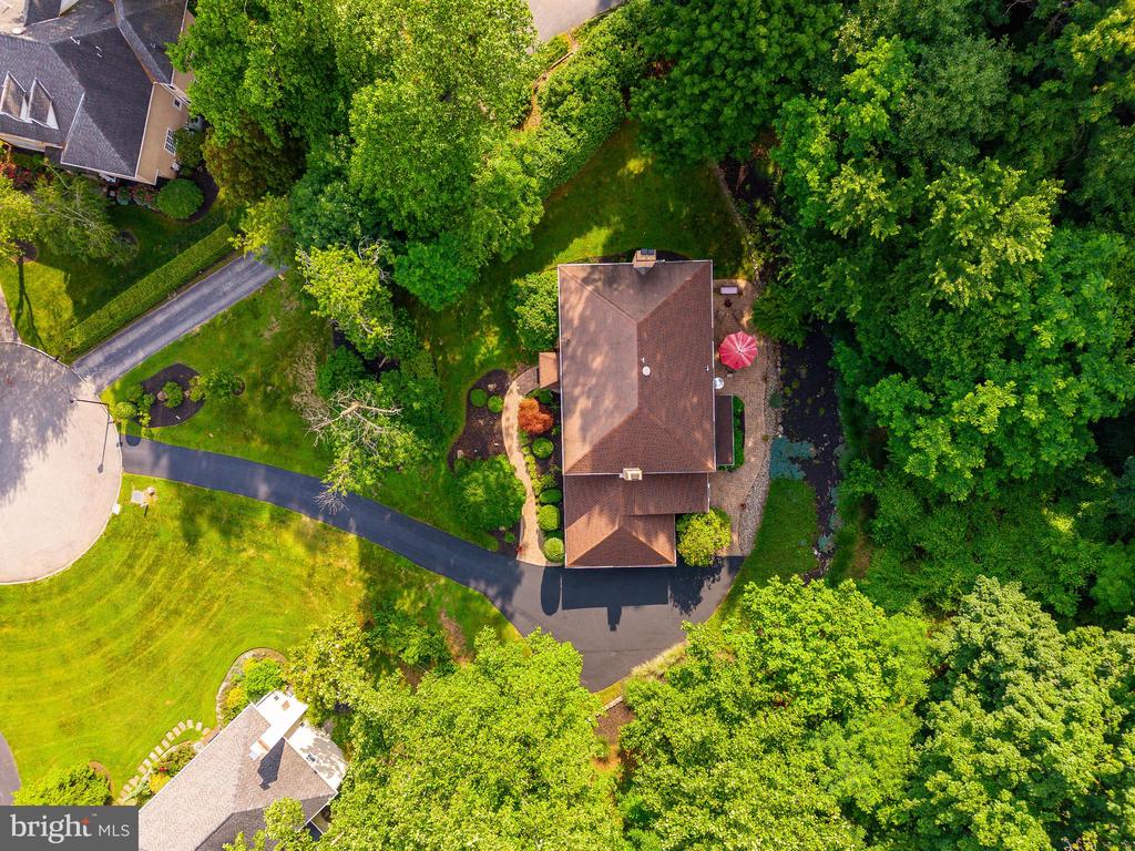 2047 STONE RIDGE LANE