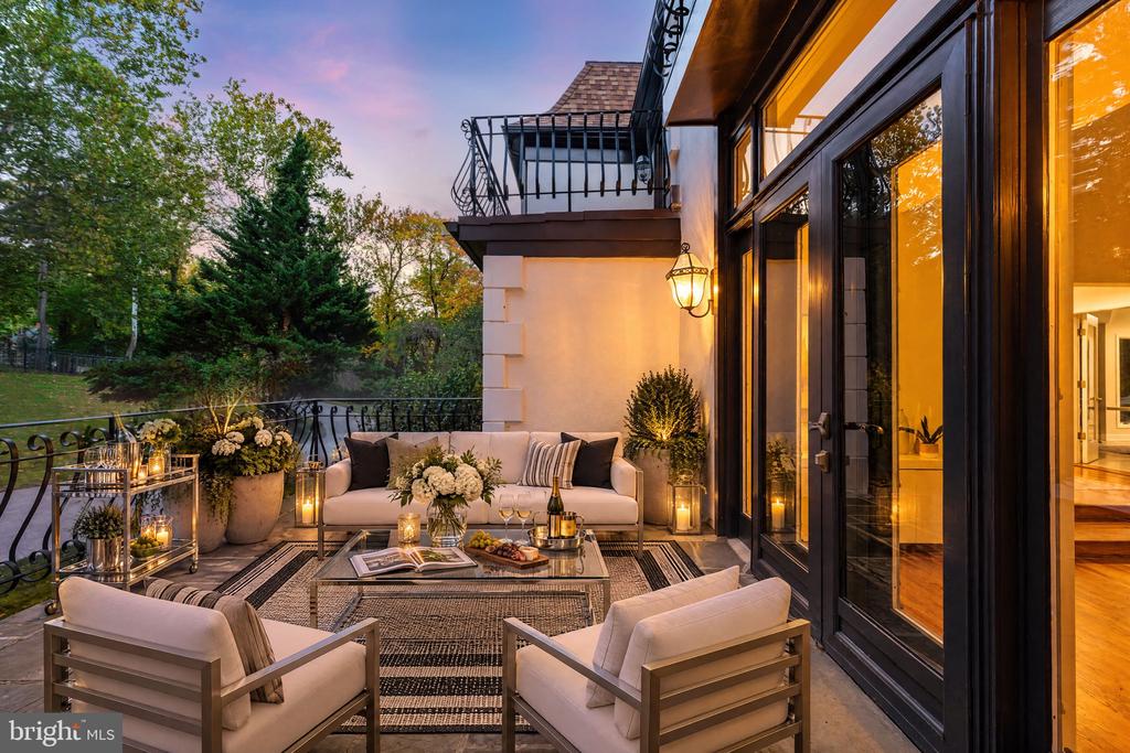 1075 GREEN VALLEY ROAD Unit:           
