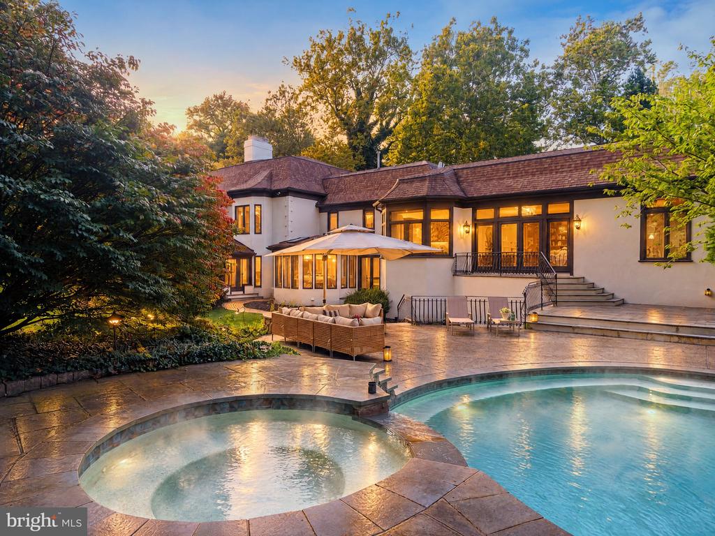 1075 GREEN VALLEY ROAD Unit:           