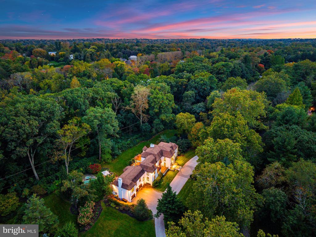 1075 GREEN VALLEY ROAD Unit:           