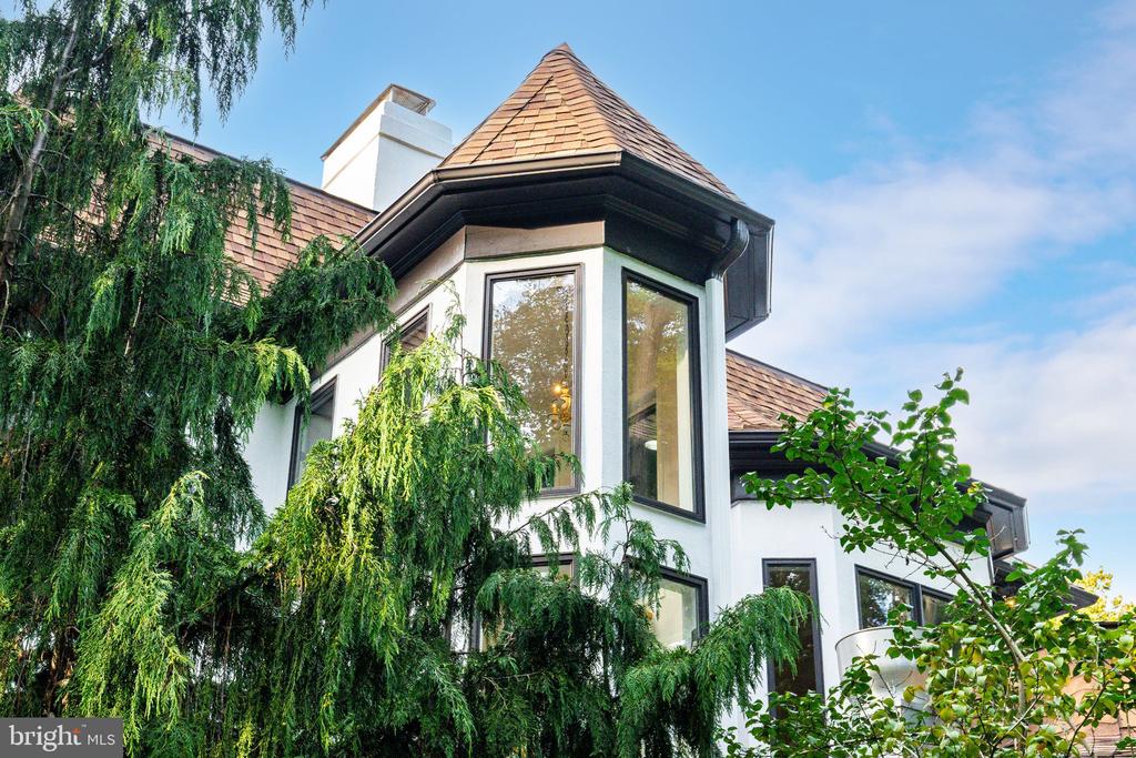 1075 GREEN VALLEY ROAD Unit:           
