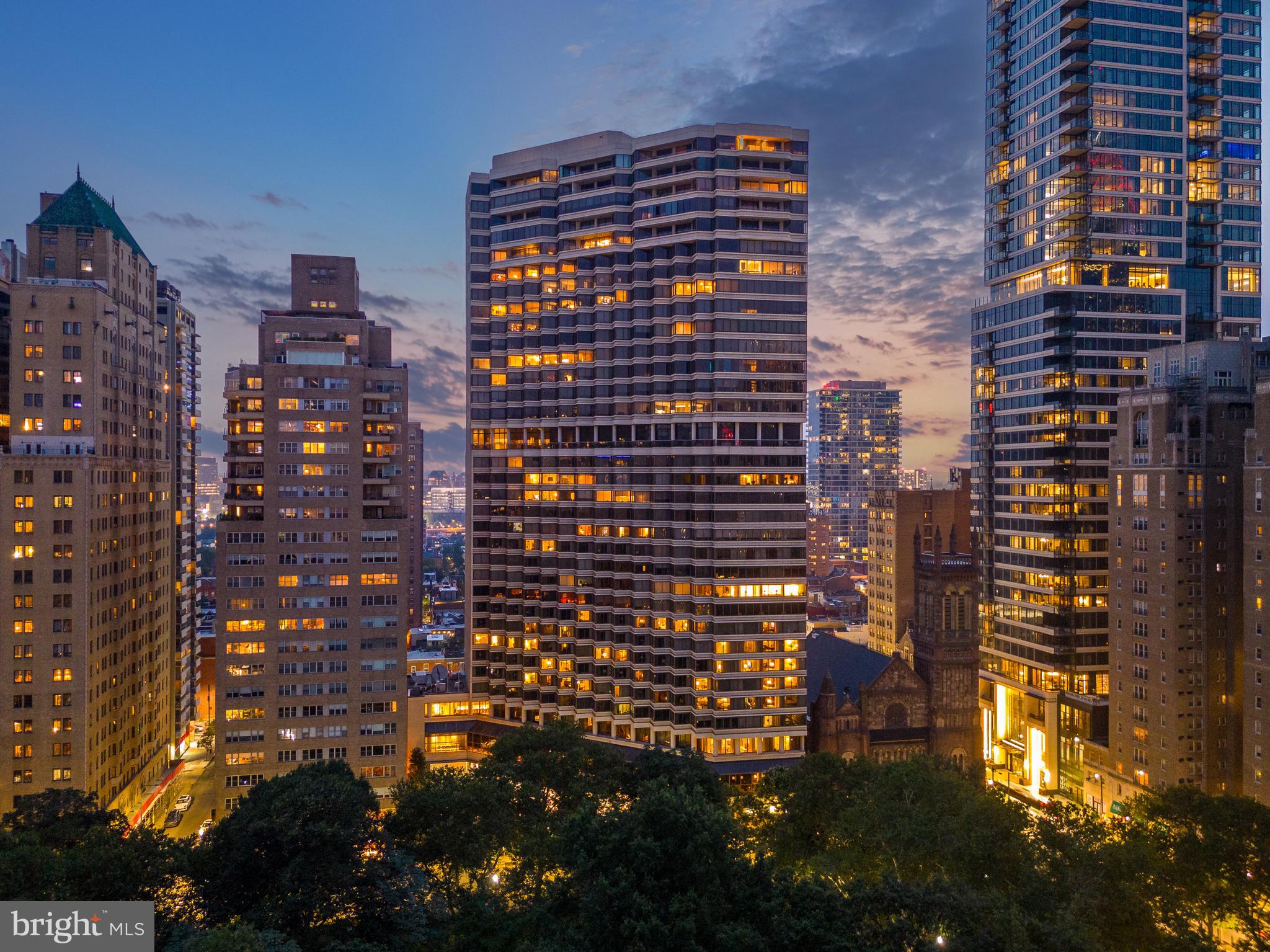 202-10 W Rittenhouse Sq #1708