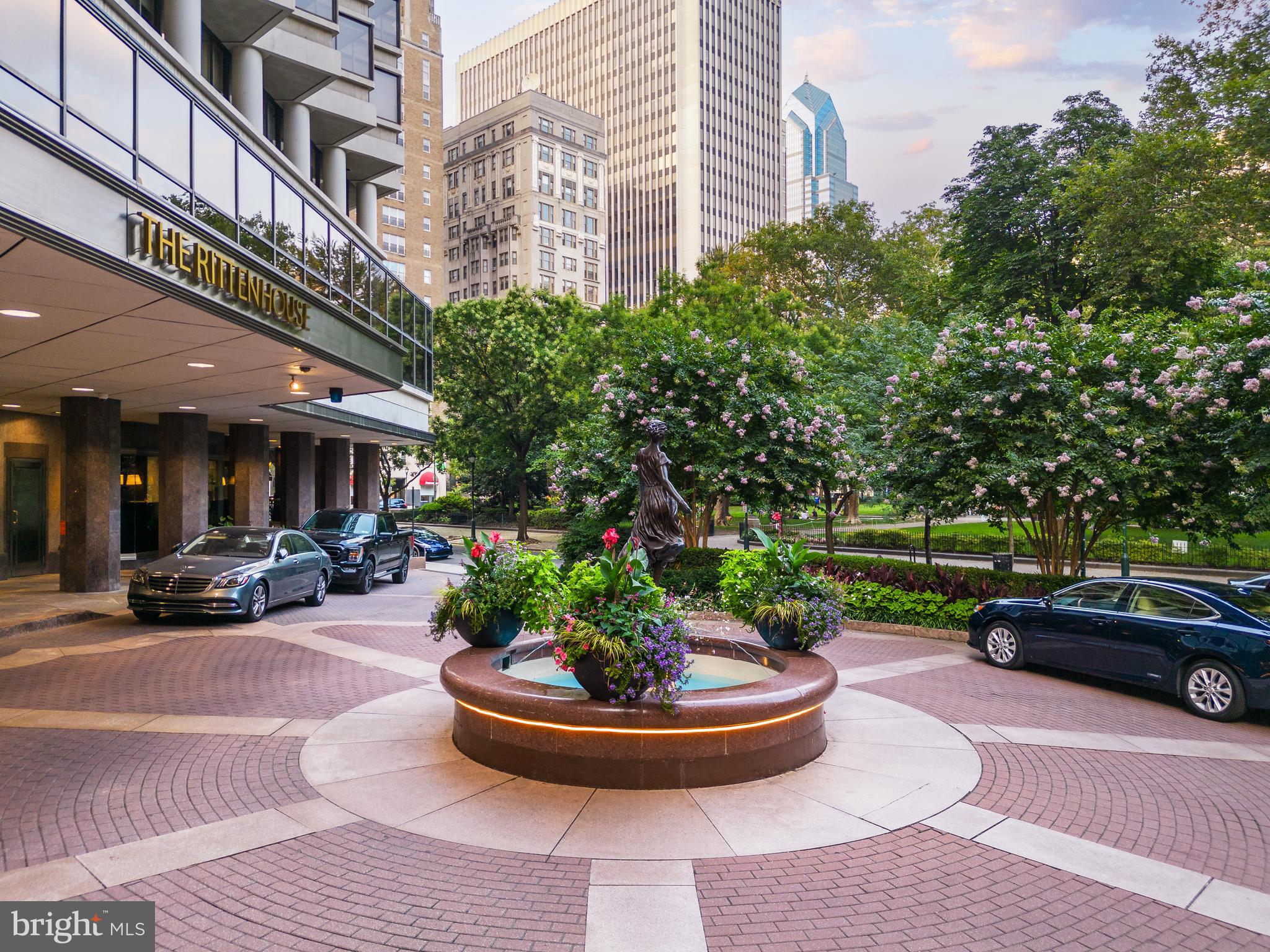 202-10 W Rittenhouse Sq #1708