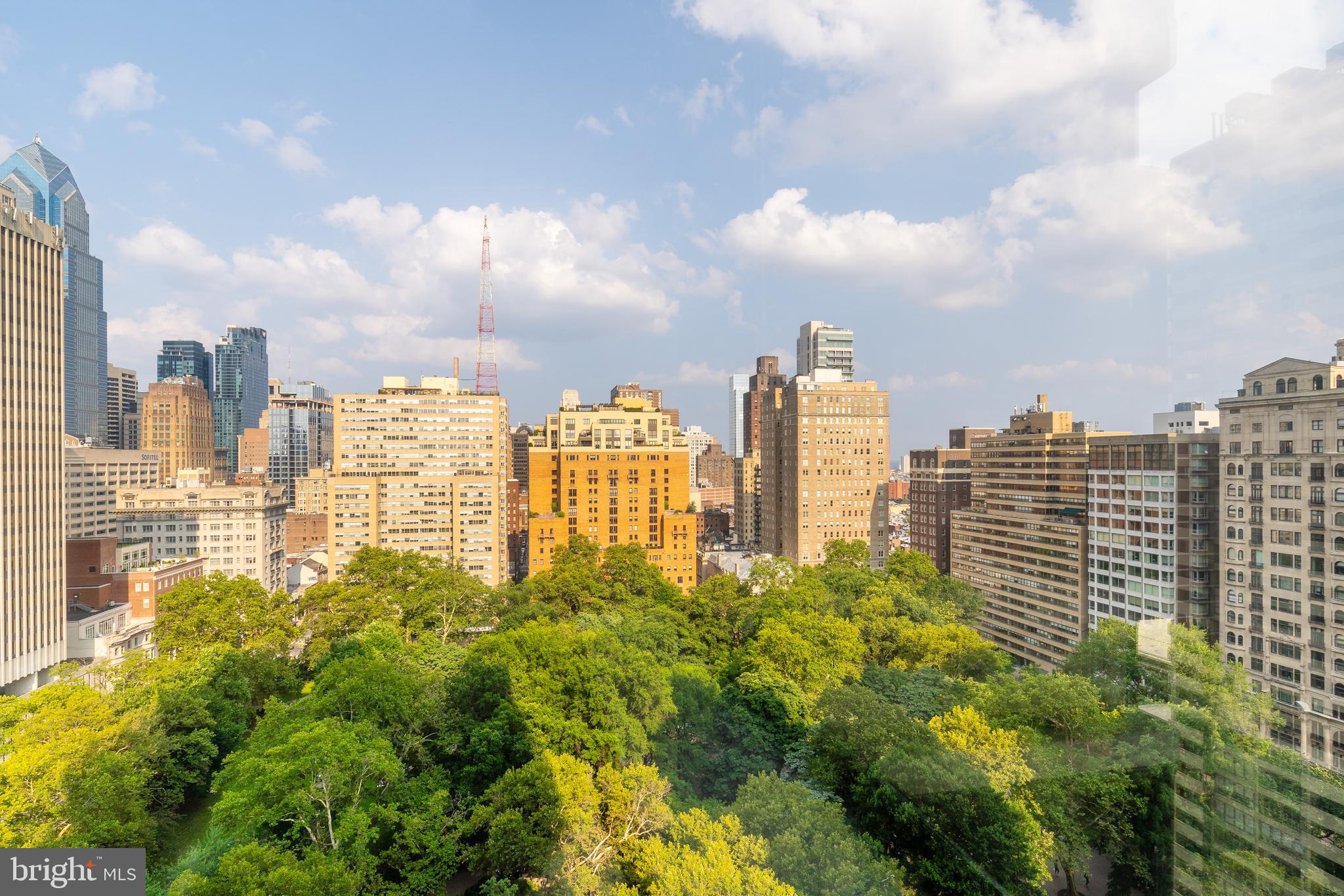 202-10 W Rittenhouse Sq #1708