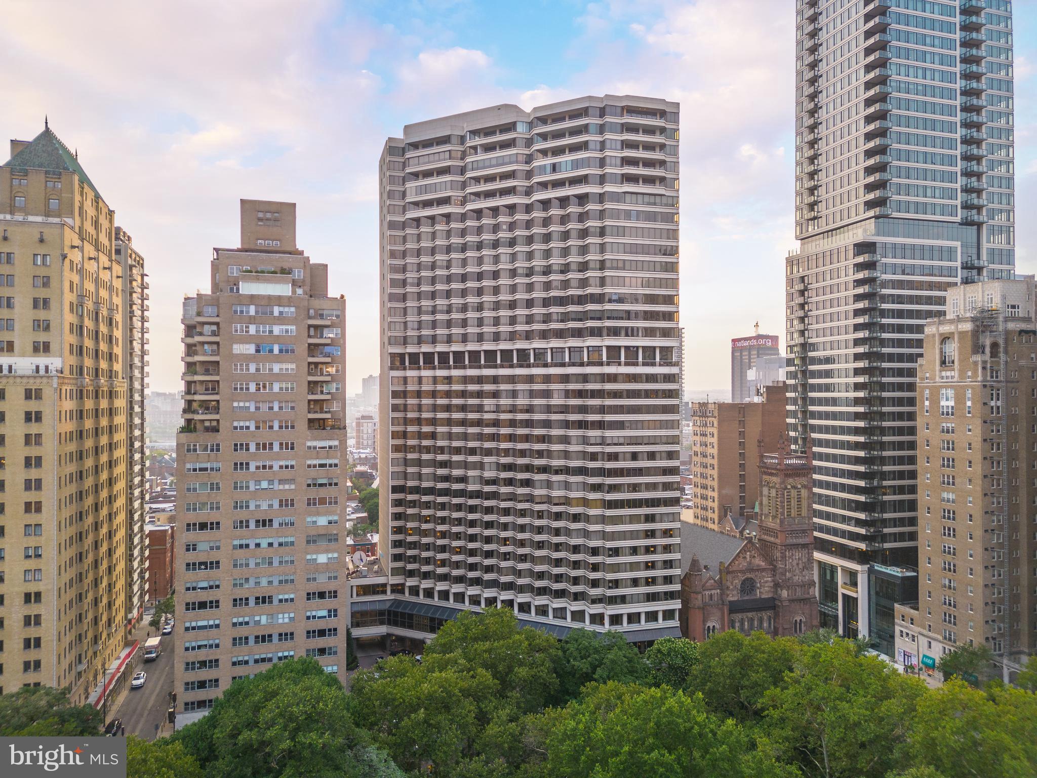 202-10 W Rittenhouse Sq #1708