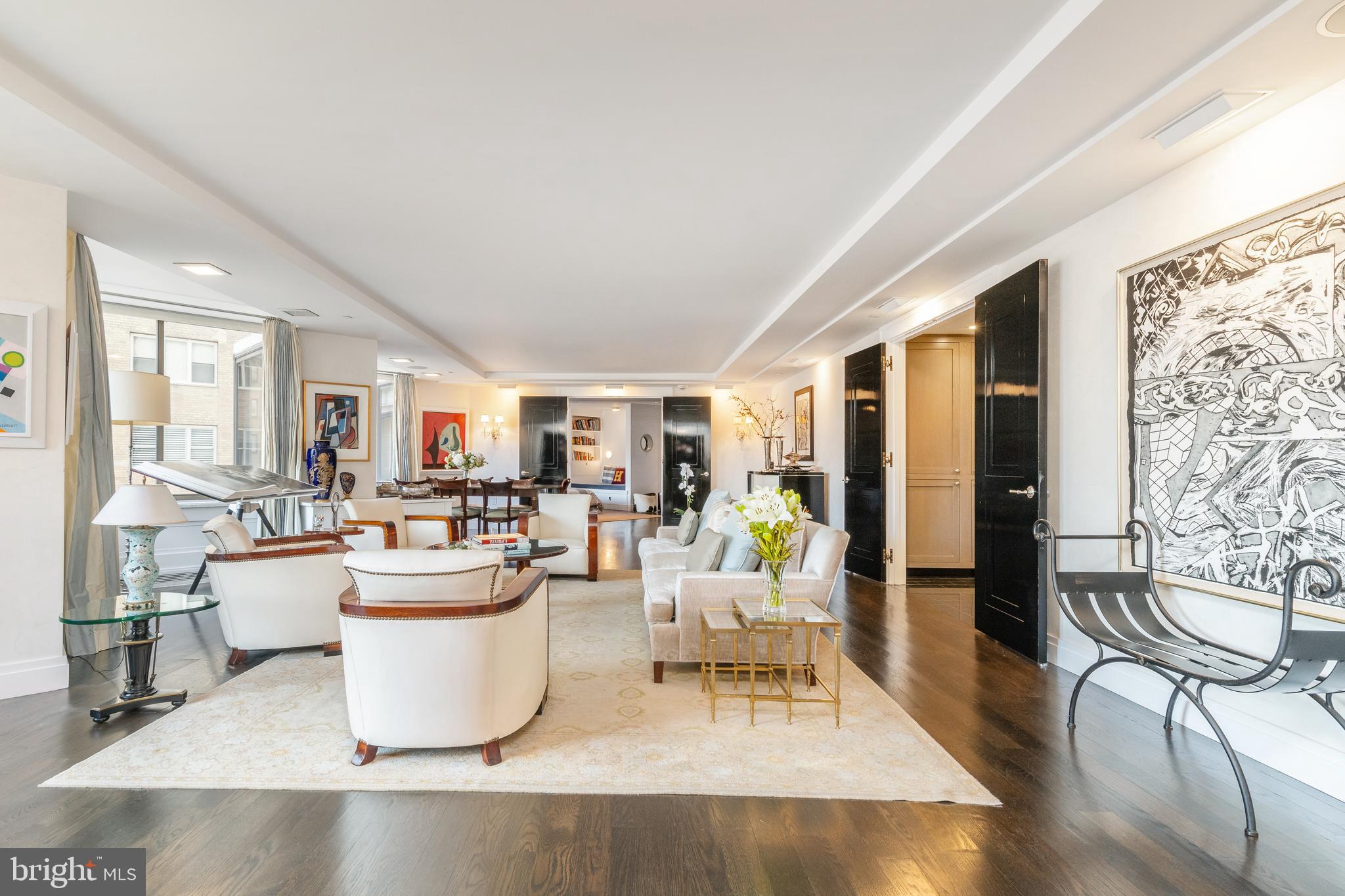 202-10 W Rittenhouse Sq #1208