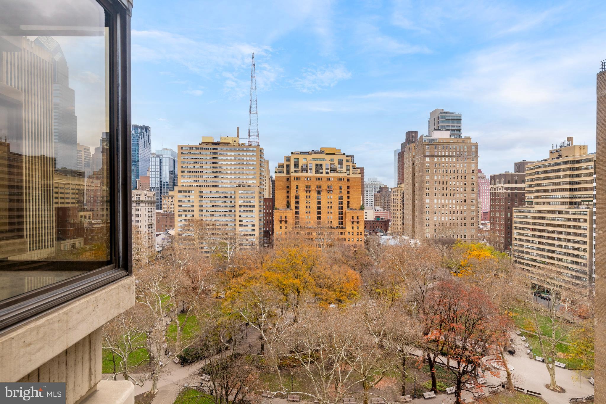 202-10 W Rittenhouse Sq #1208