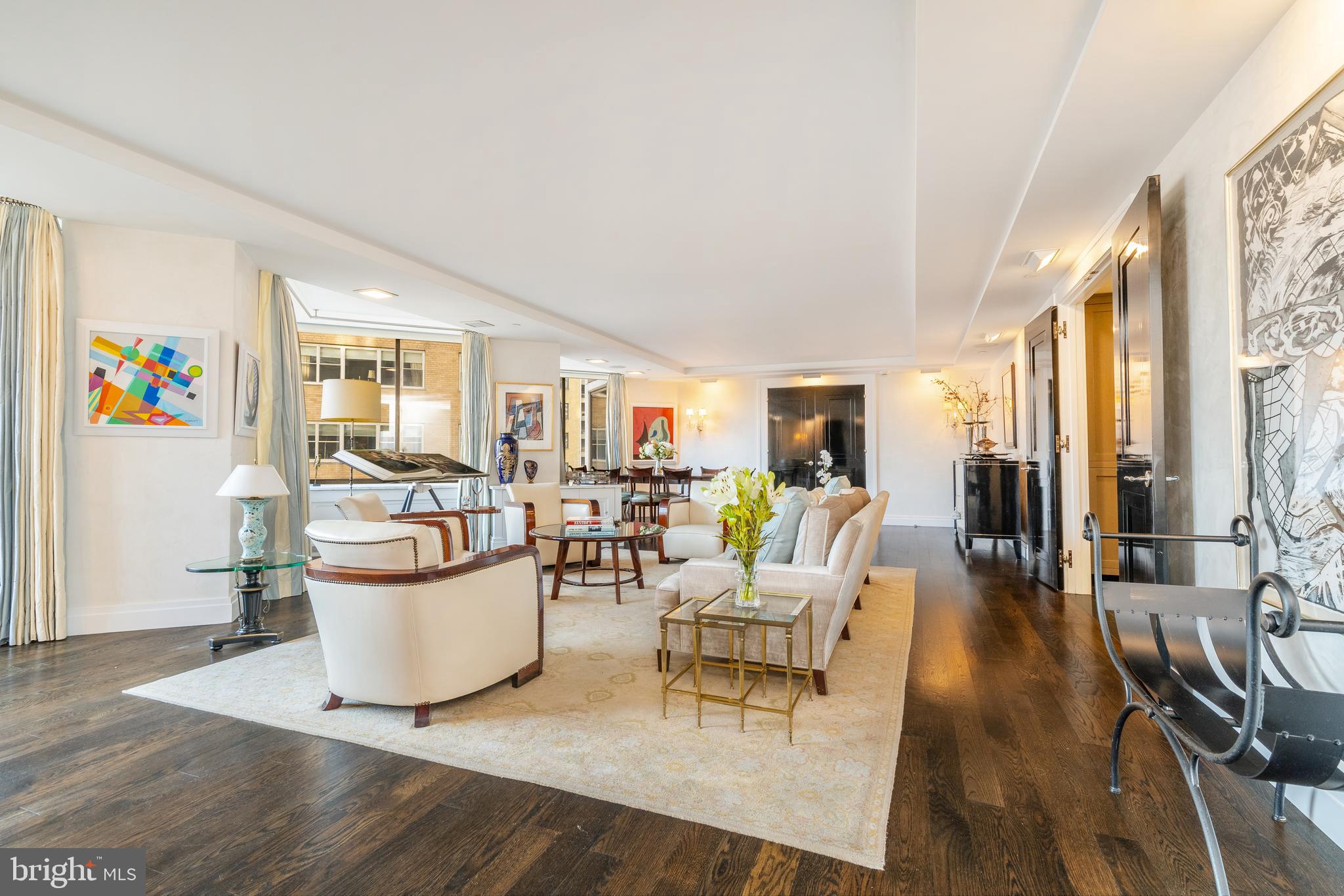 202-10 W Rittenhouse Sq #1208