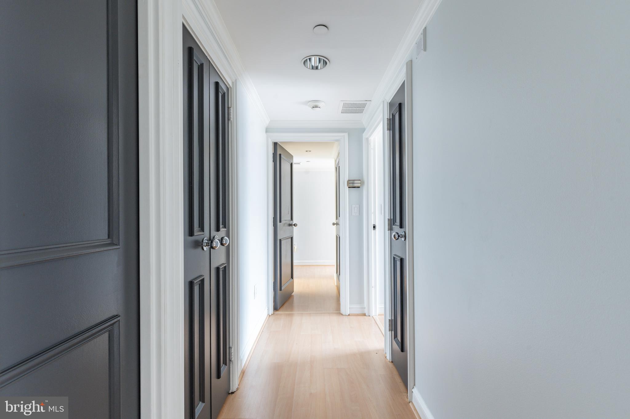 202-10 W RITTENHOUSE SQ #1108