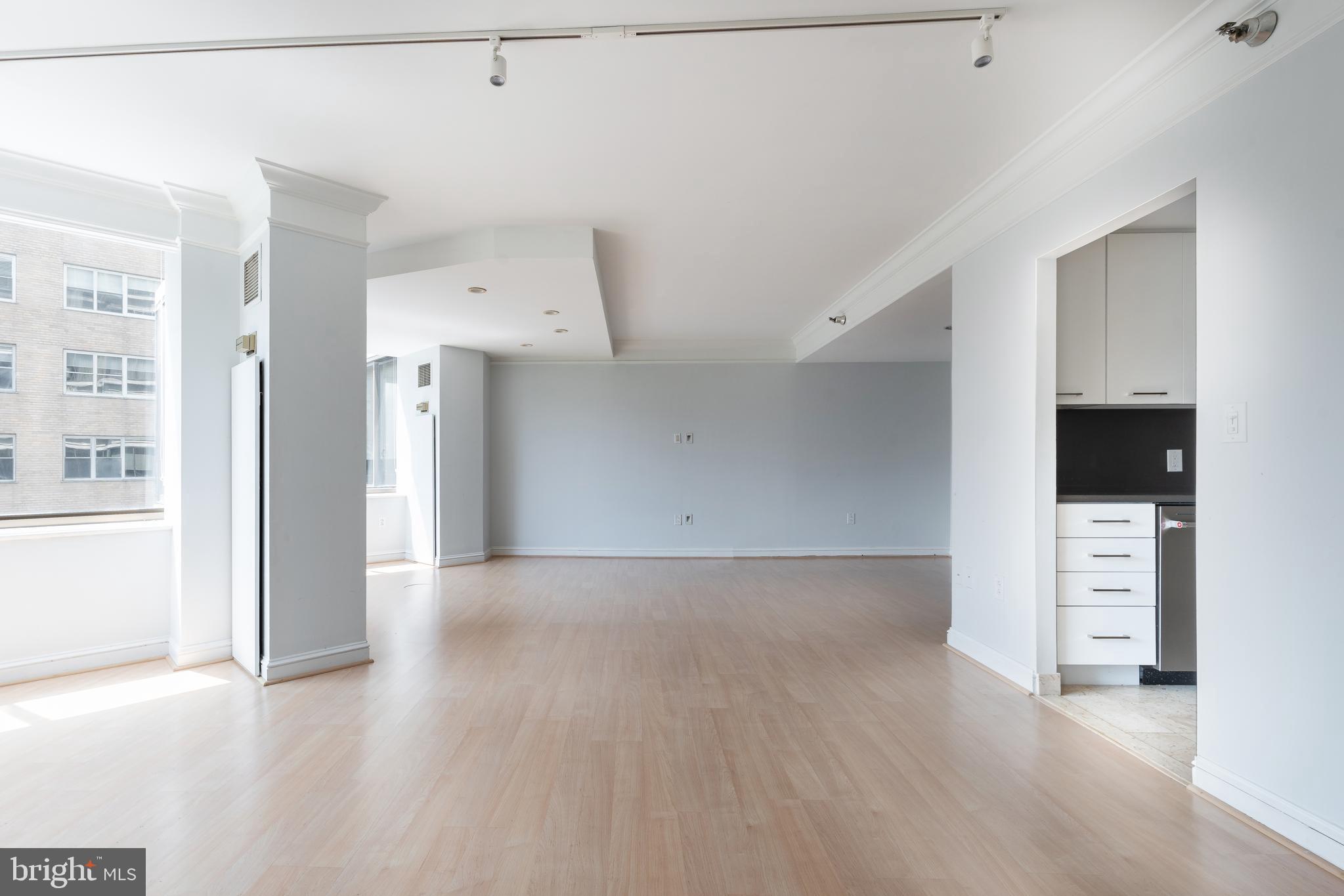 202-10 W RITTENHOUSE SQ #1108