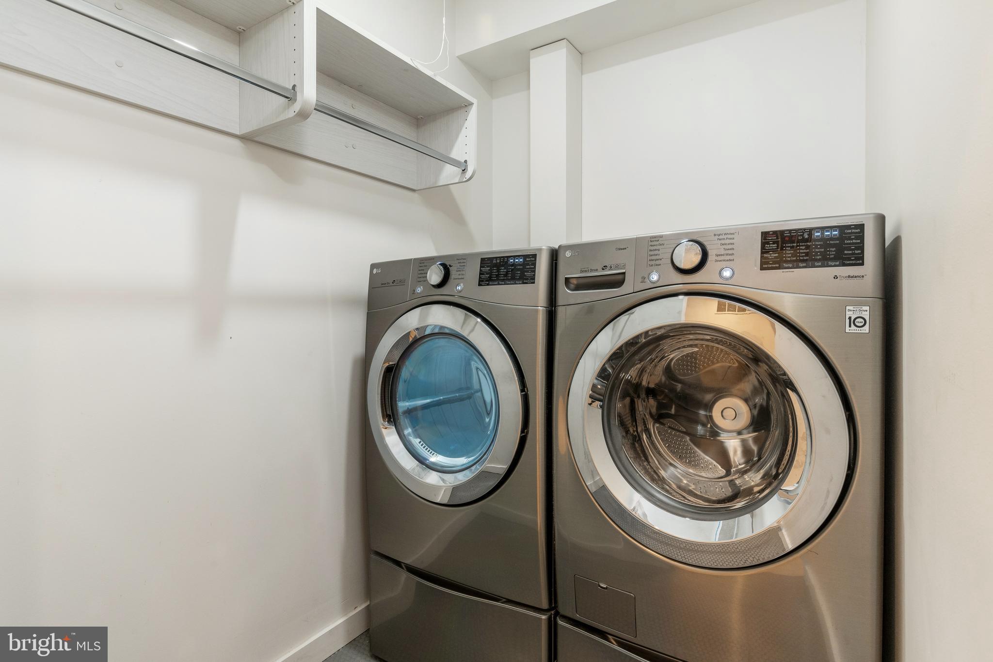 121-35 Walnut St #203