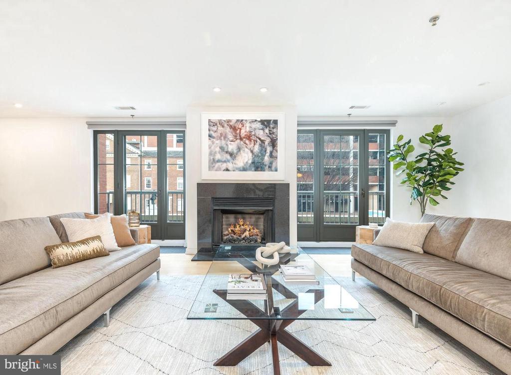 121-35 Walnut St #203