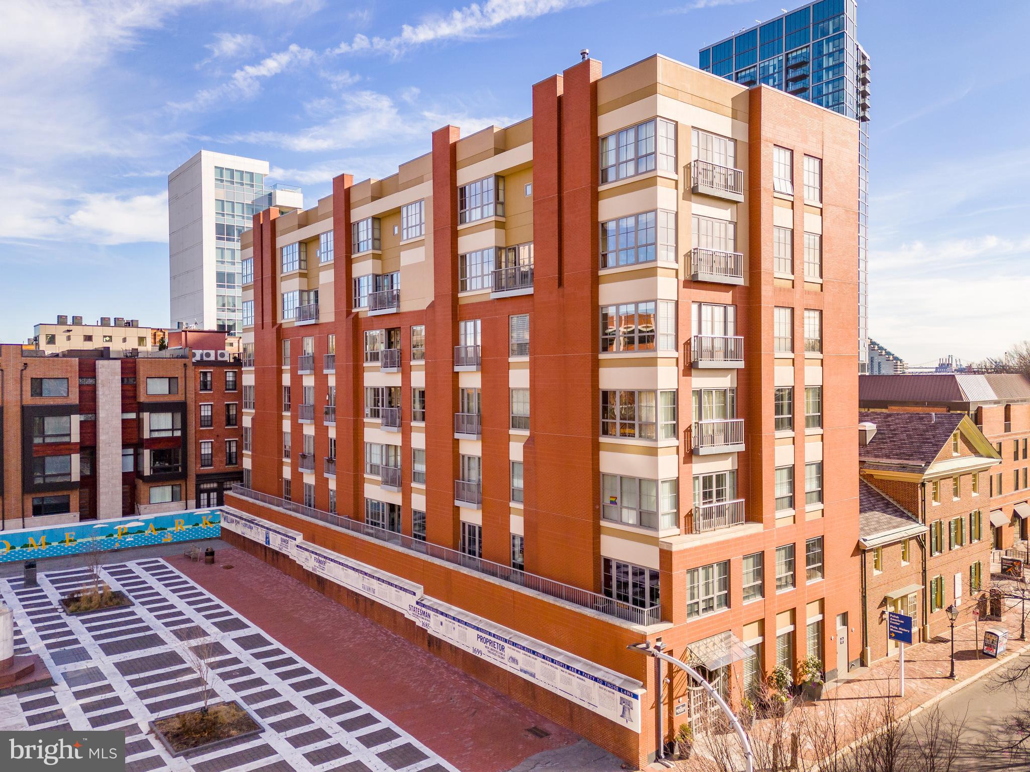 121-35 Walnut St #203