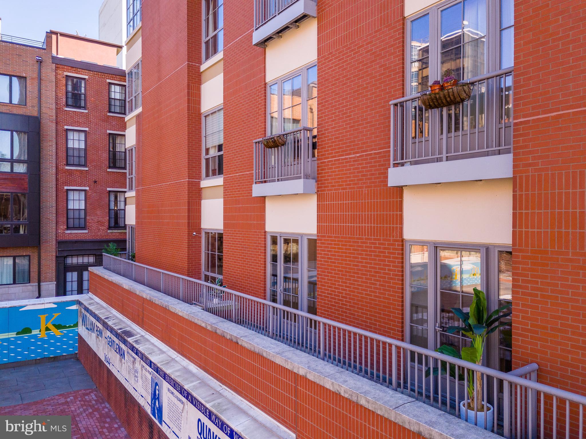 121-35 Walnut St #203