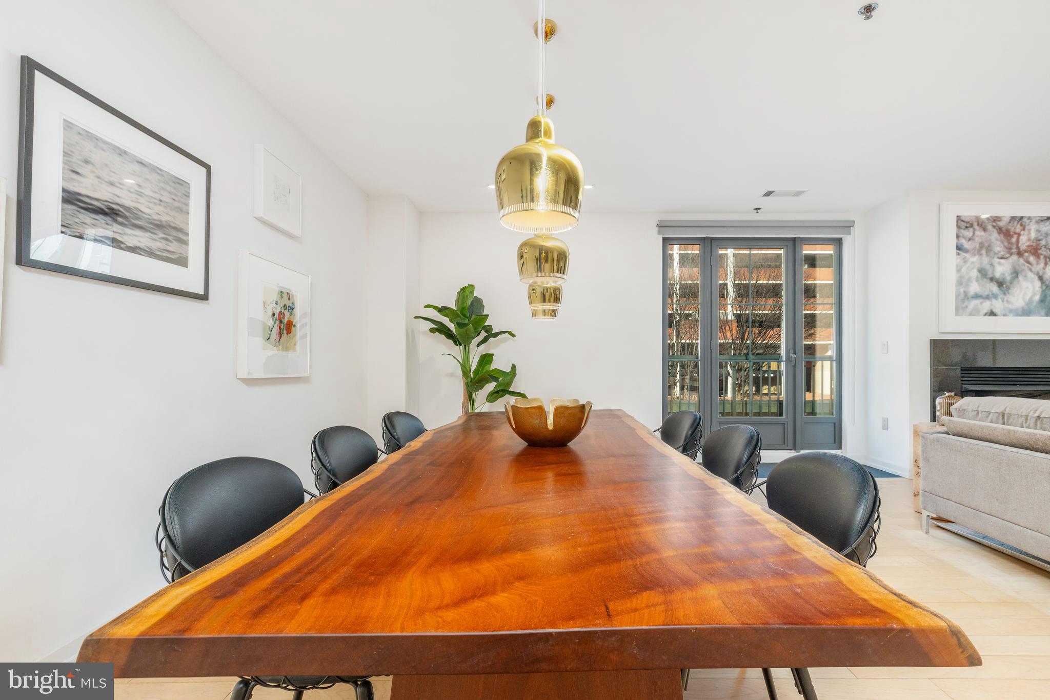 121-35 Walnut St #203
