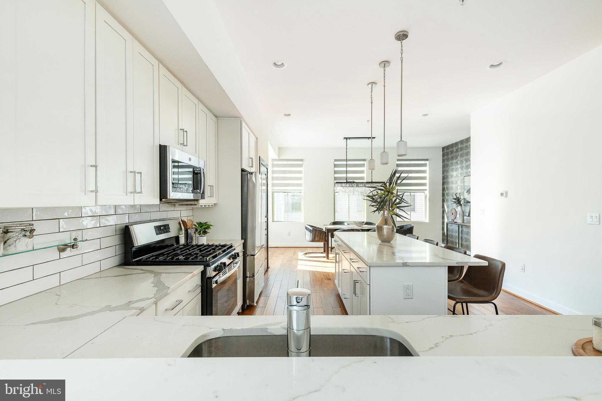 1432 S Leithgow Ter