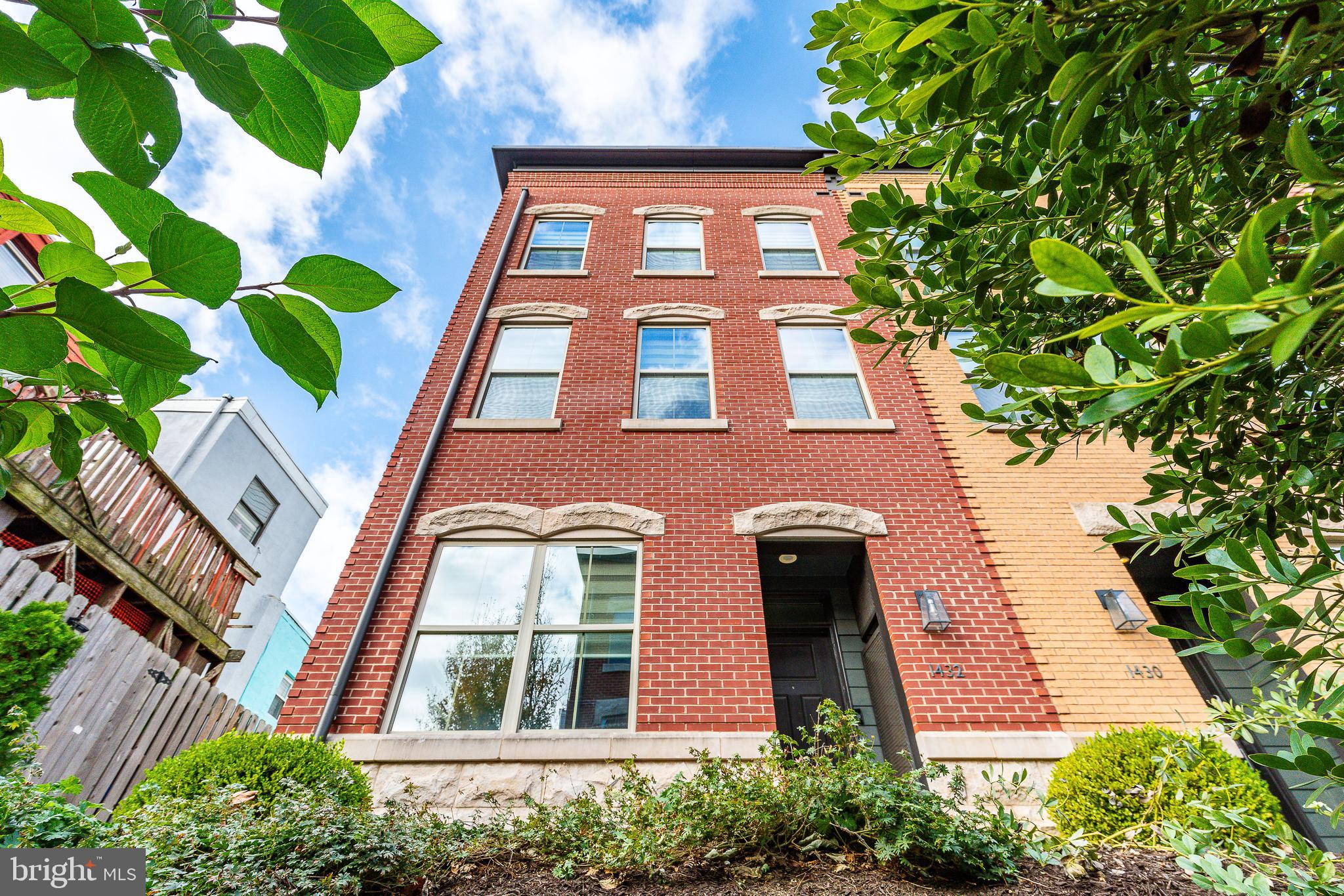 1432 S Leithgow Ter