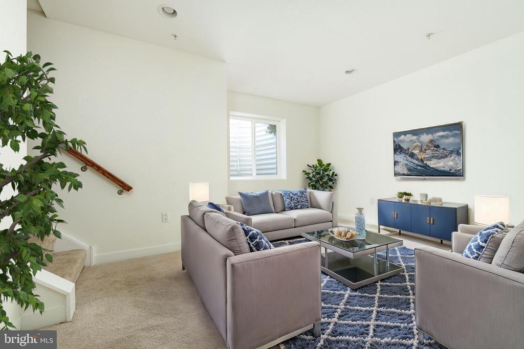 1432 S Leithgow Ter