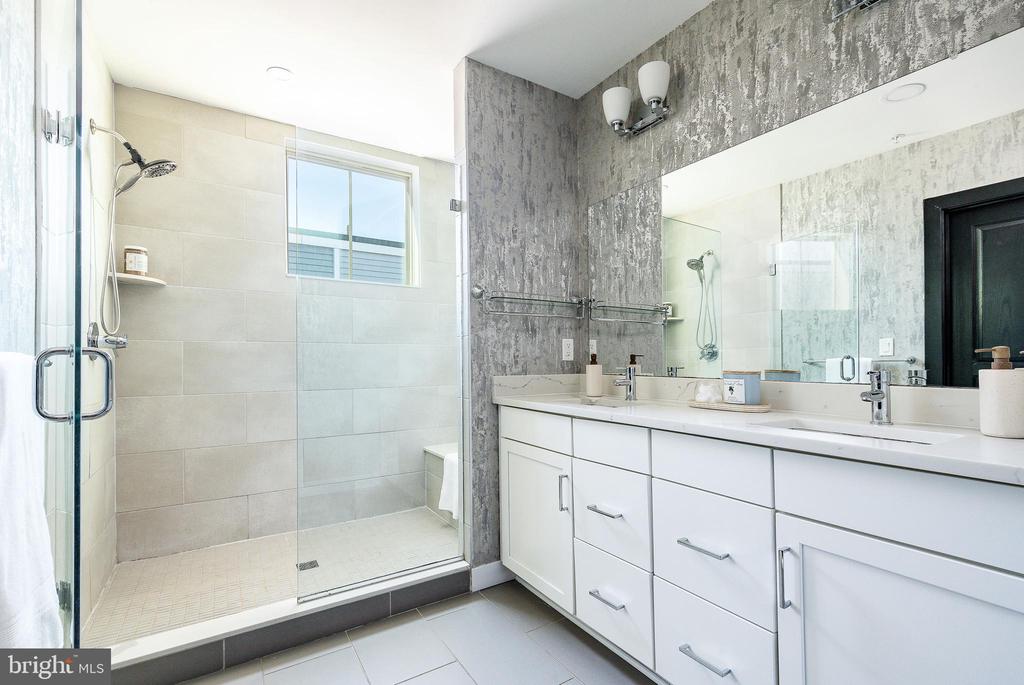 1432 S Leithgow Ter
