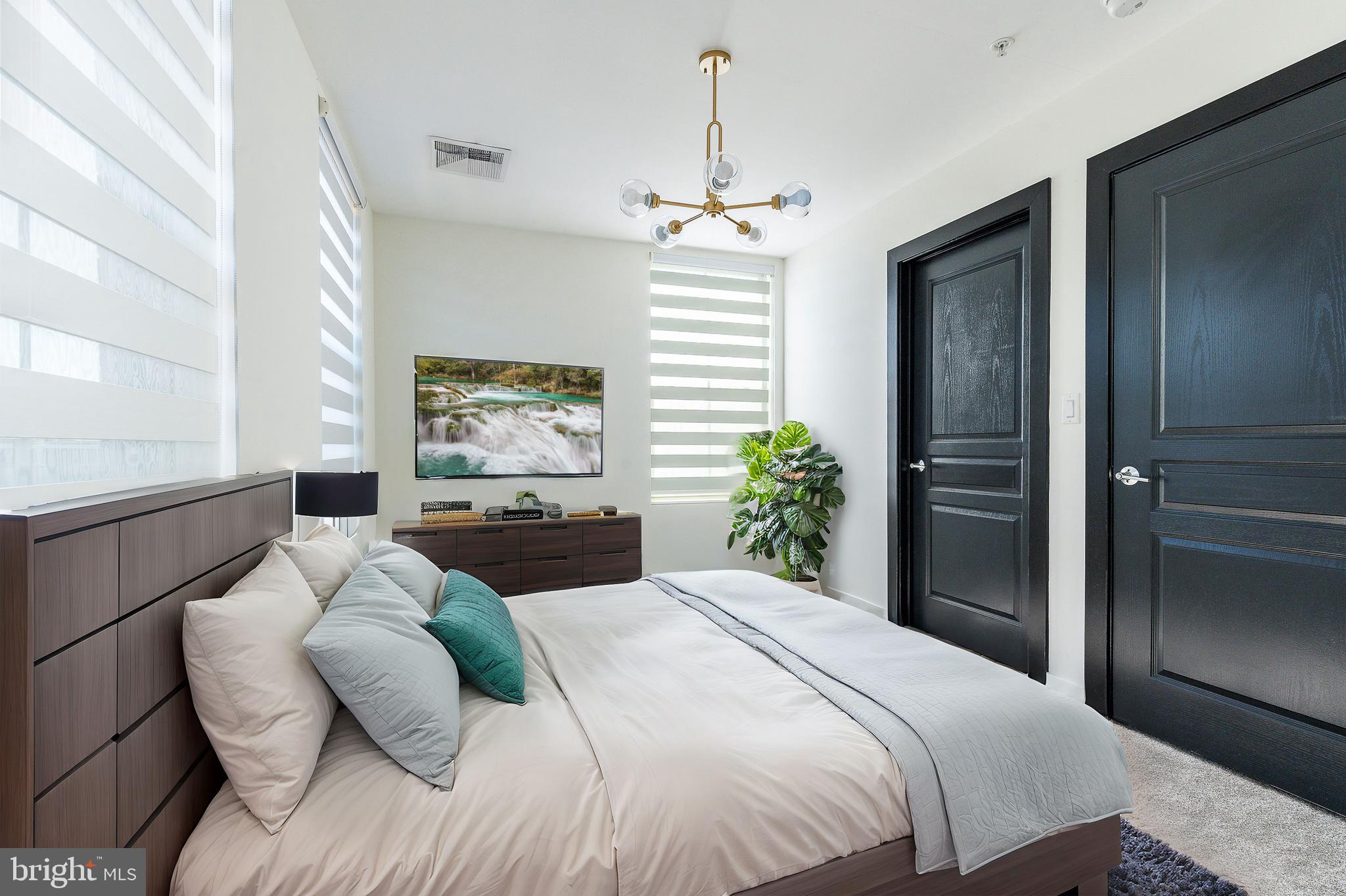 1432 S Leithgow Ter