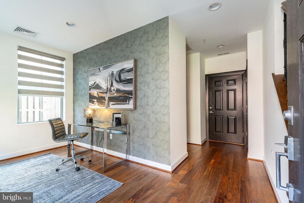 1432 S Leithgow Ter