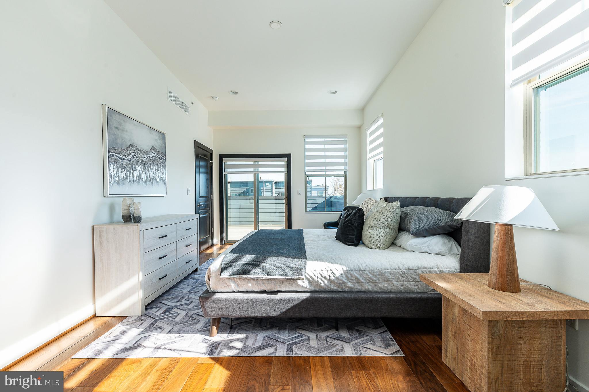 1432 S Leithgow Ter