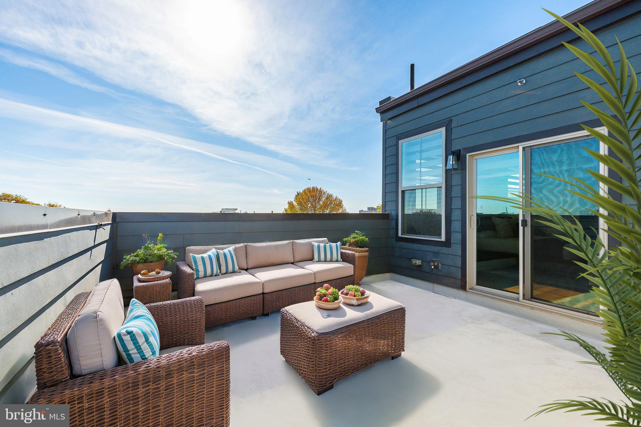 1432 S Leithgow Ter