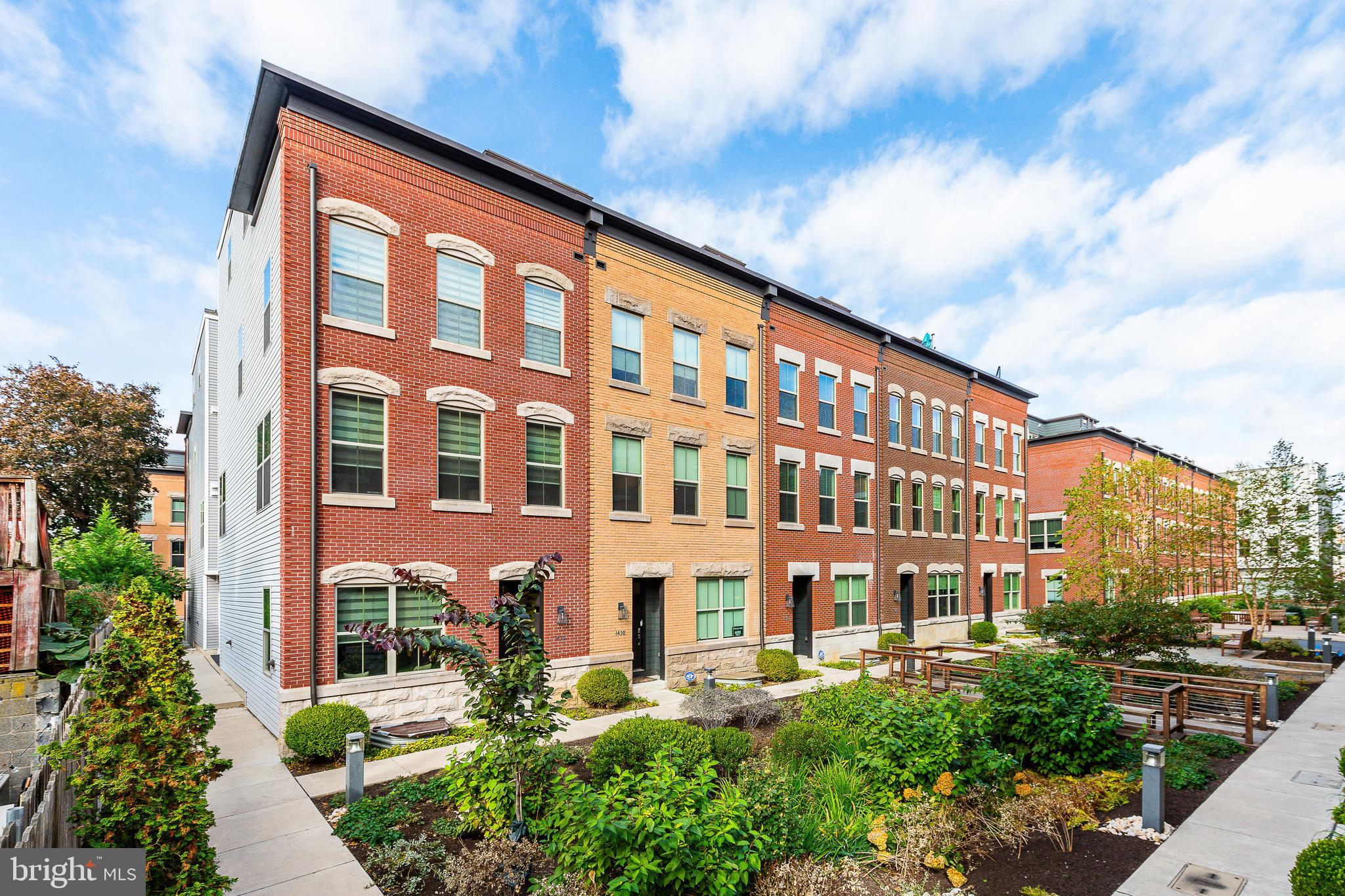1432 S Leithgow Ter