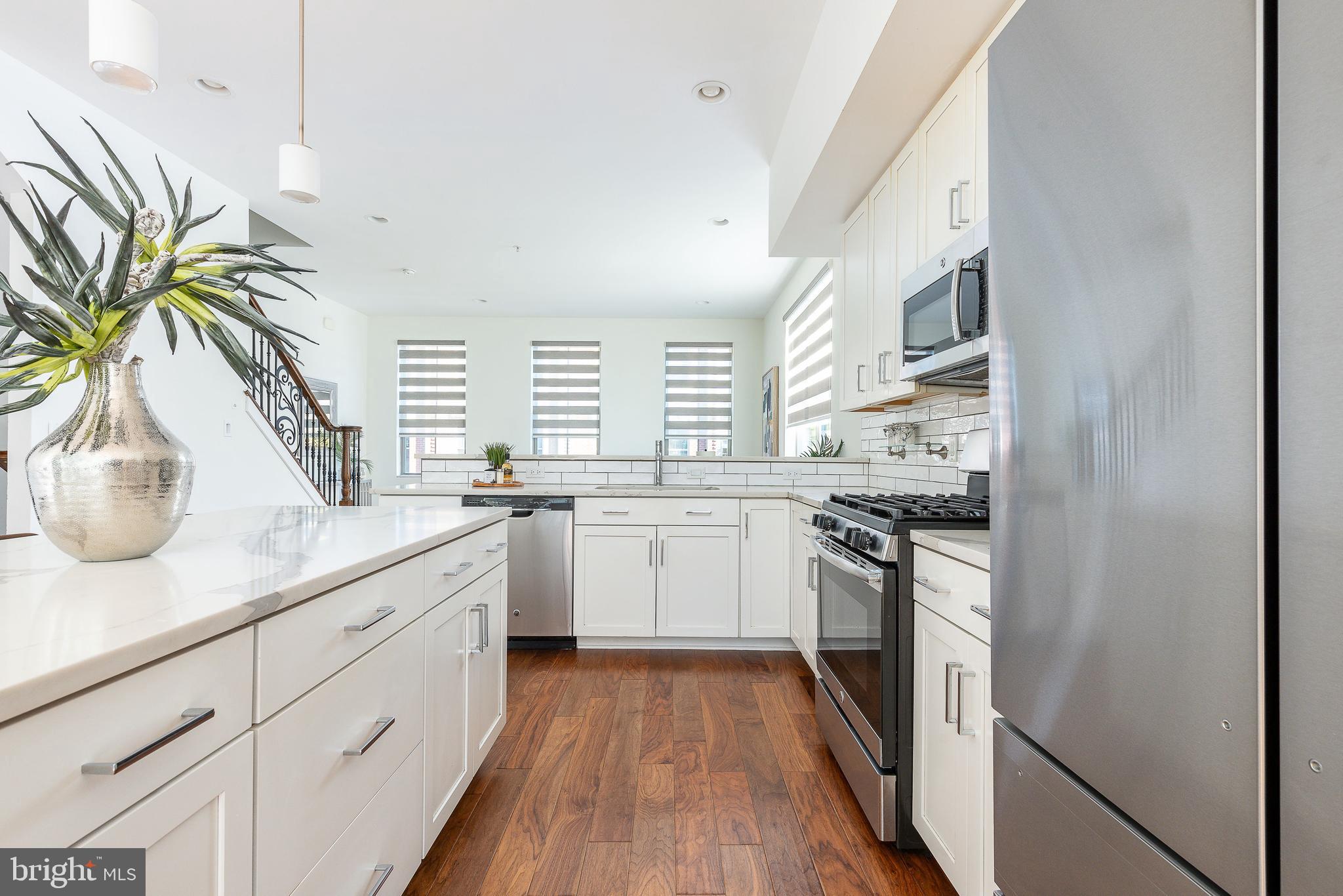 1432 S Leithgow Ter