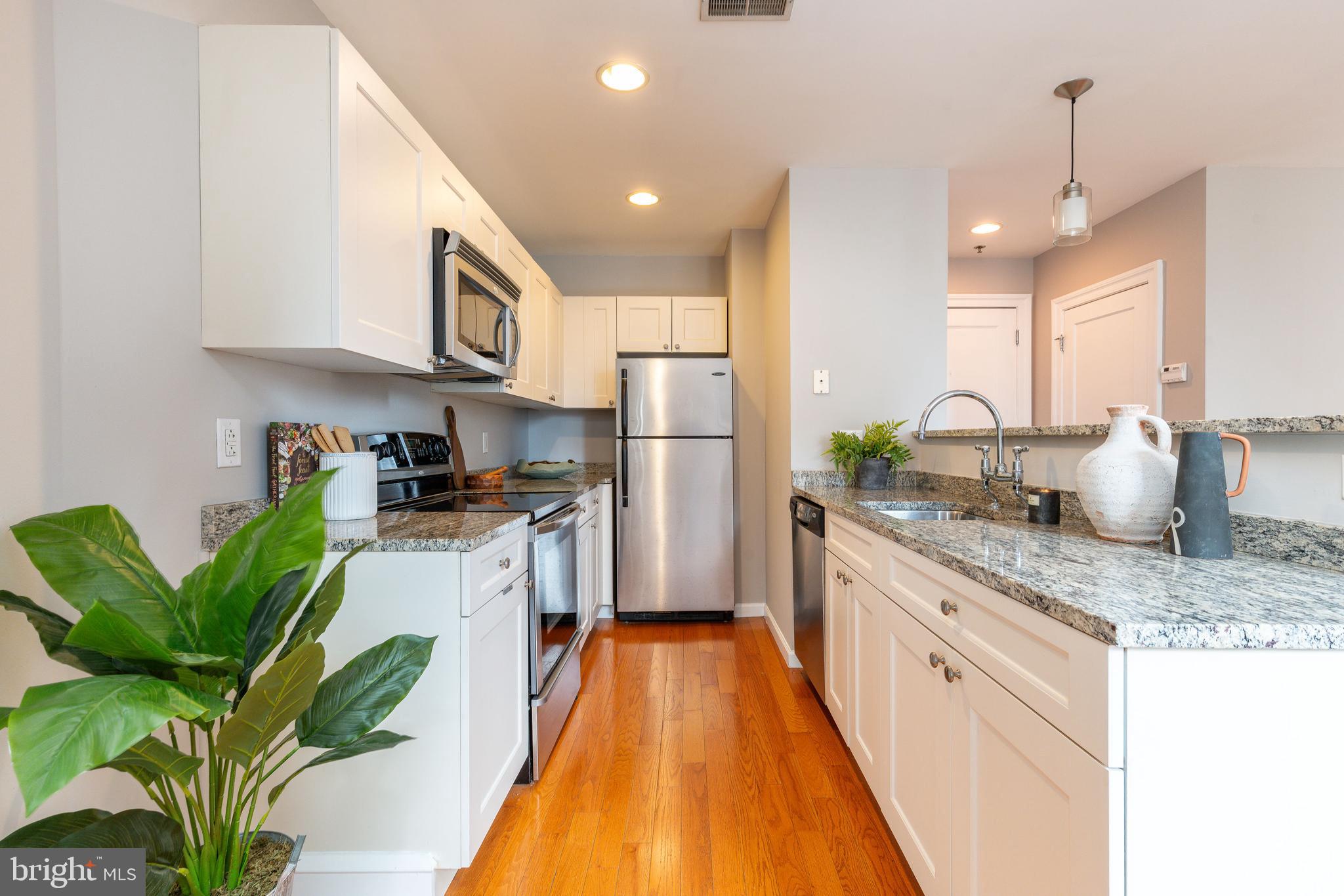 1811-19 Chestnut St #803