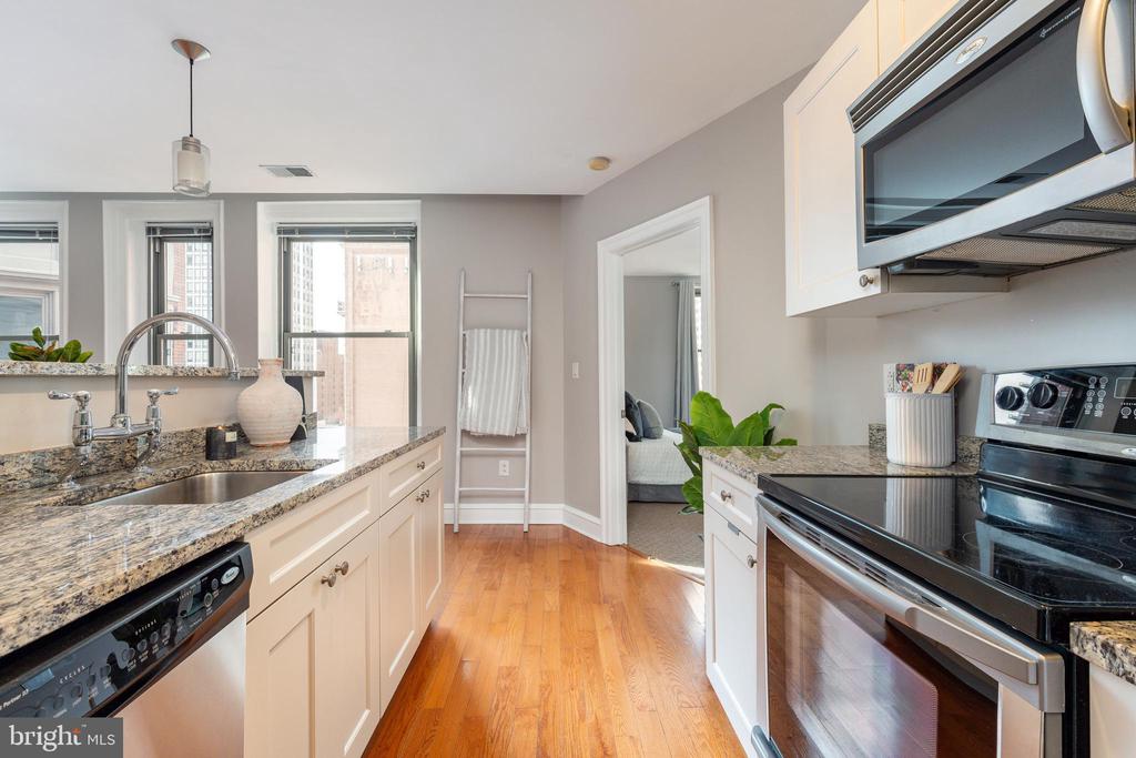 1811-19 Chestnut St #803