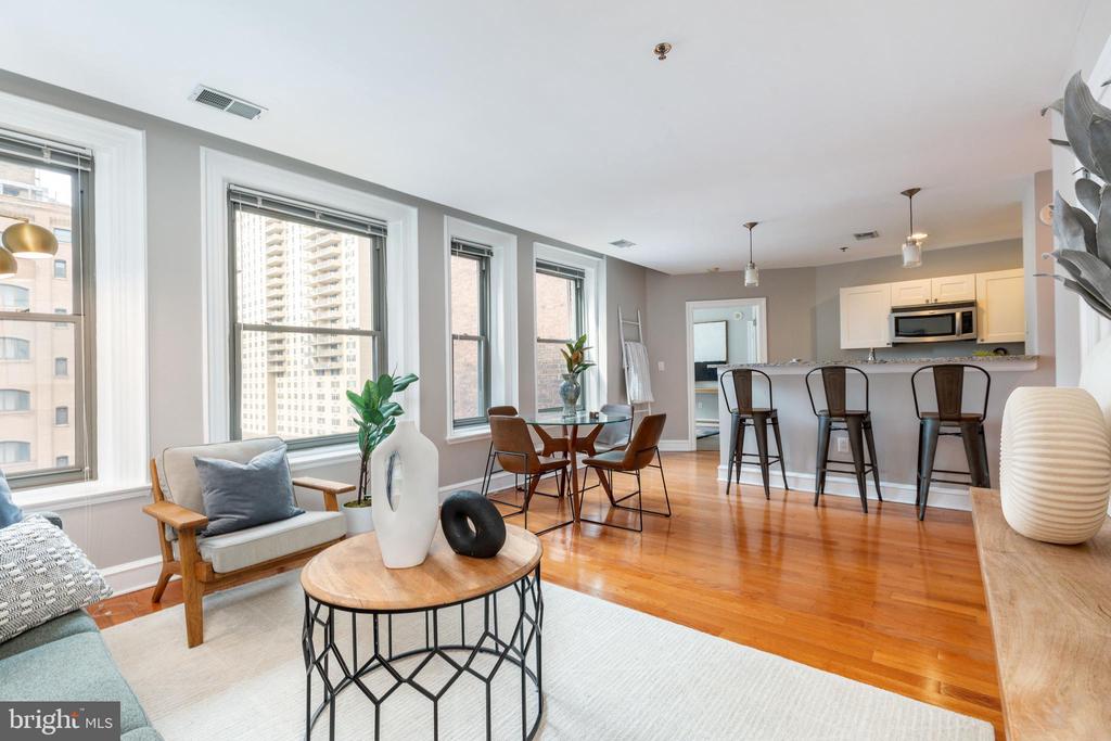 1811-19 Chestnut St #803
