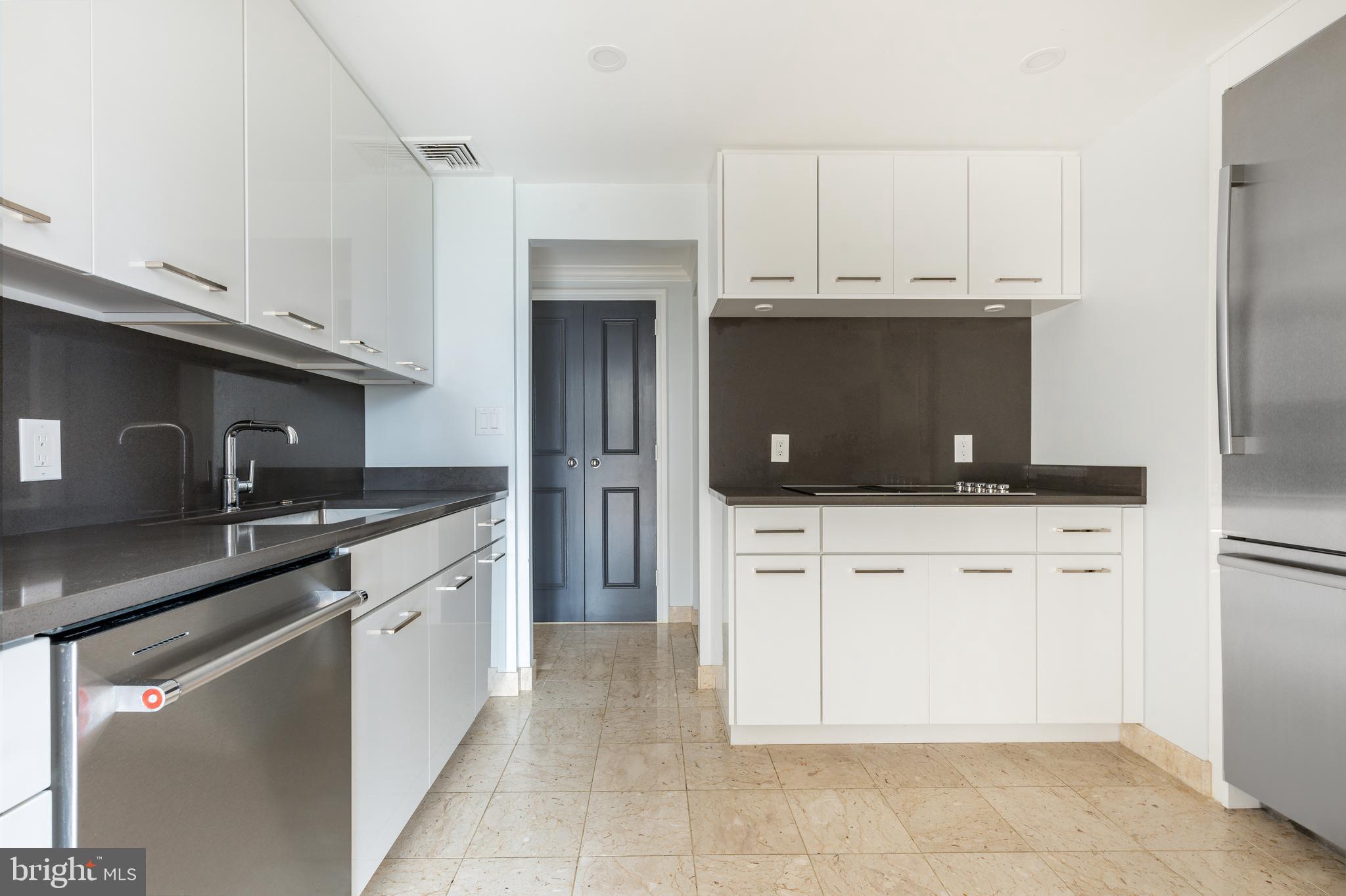 202-10 W Rittenhouse Sq #1108