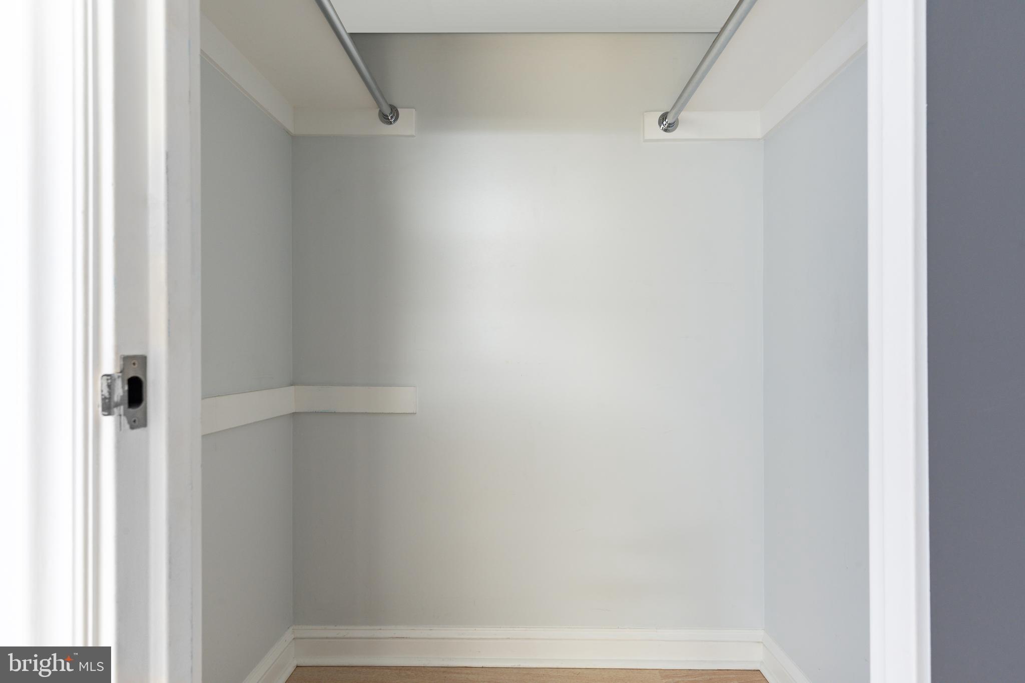 202-10 W Rittenhouse Sq #1108