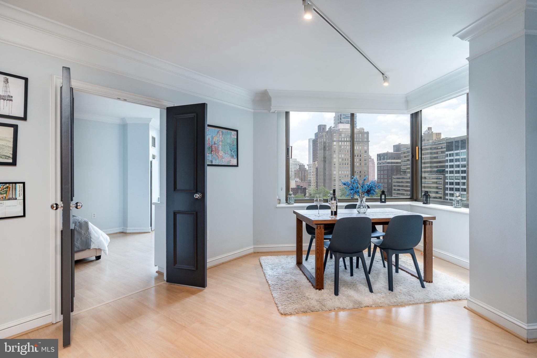 202-10 W Rittenhouse Sq #1108