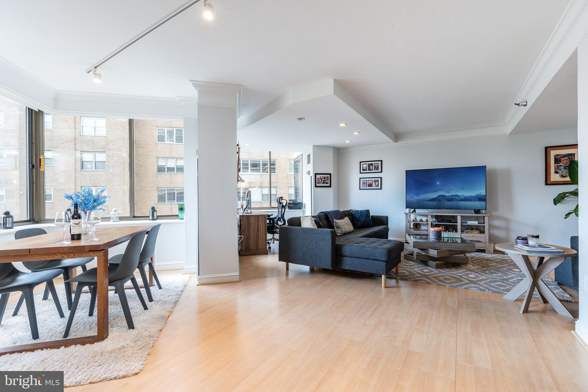 202-10 W Rittenhouse Sq #1108