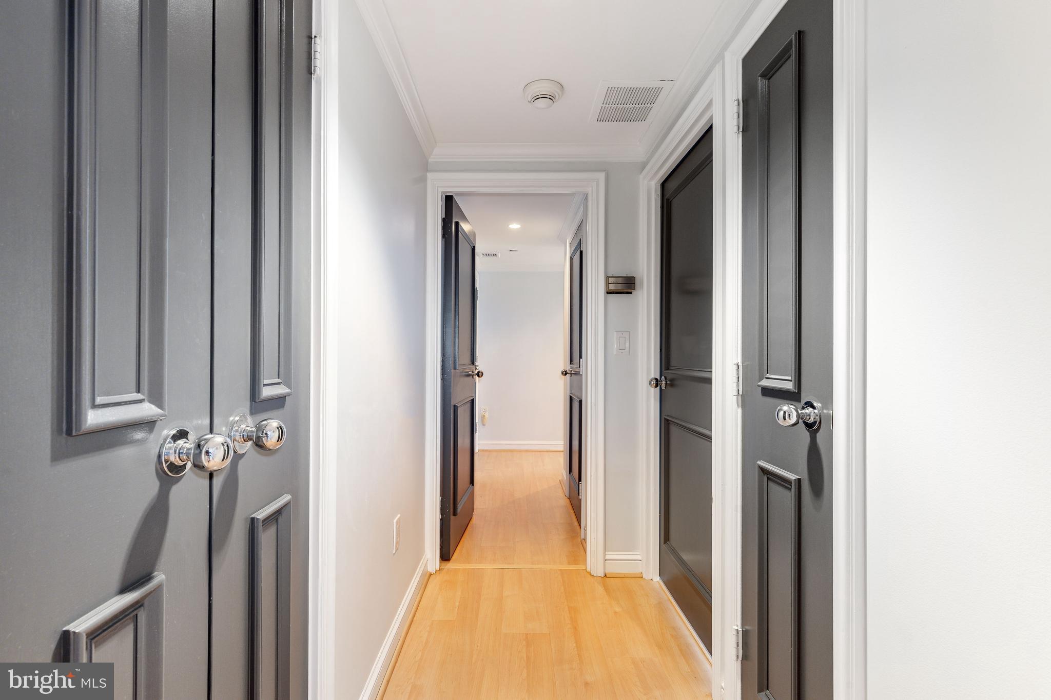 202-10 W Rittenhouse Sq #1108