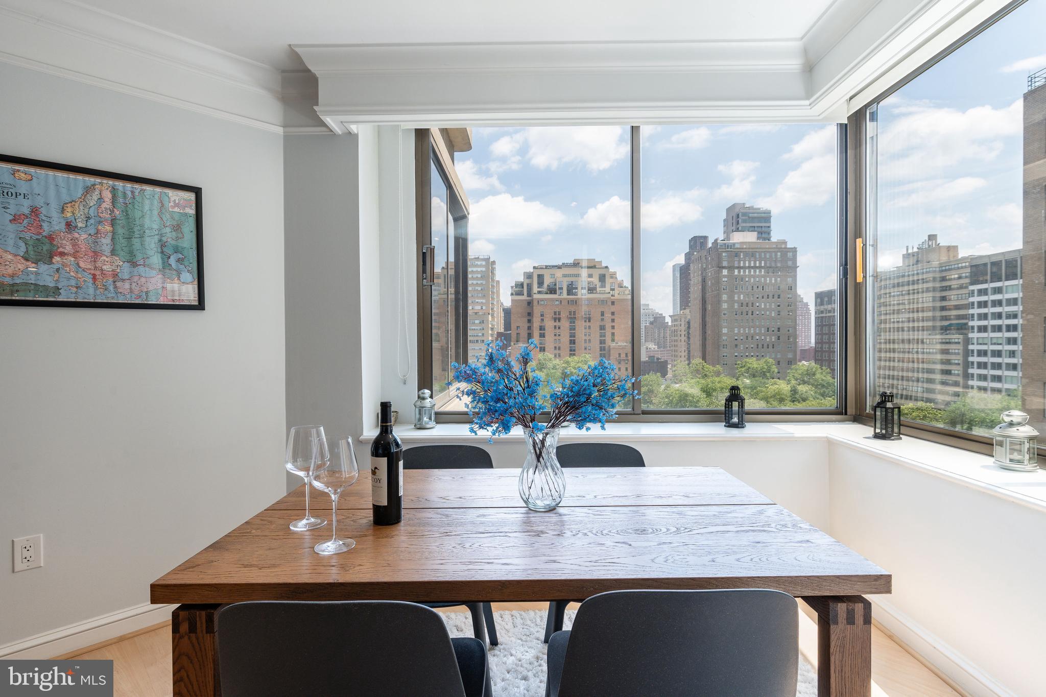 202-10 W Rittenhouse Sq #1108