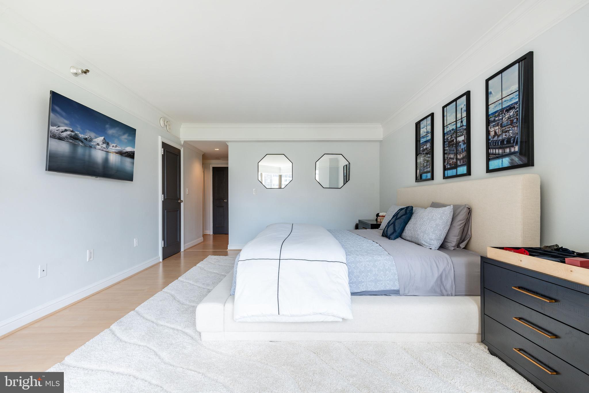 202-10 W Rittenhouse Sq #1108