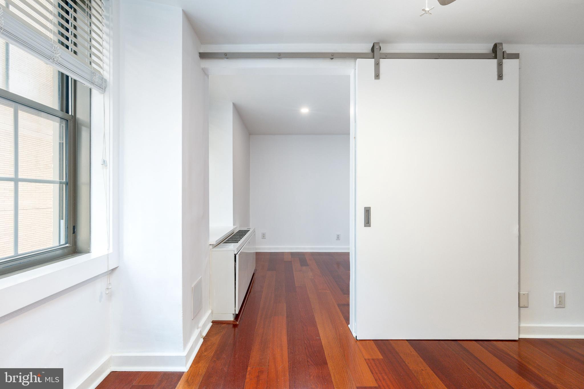 219 S 18TH STREET 29 705A