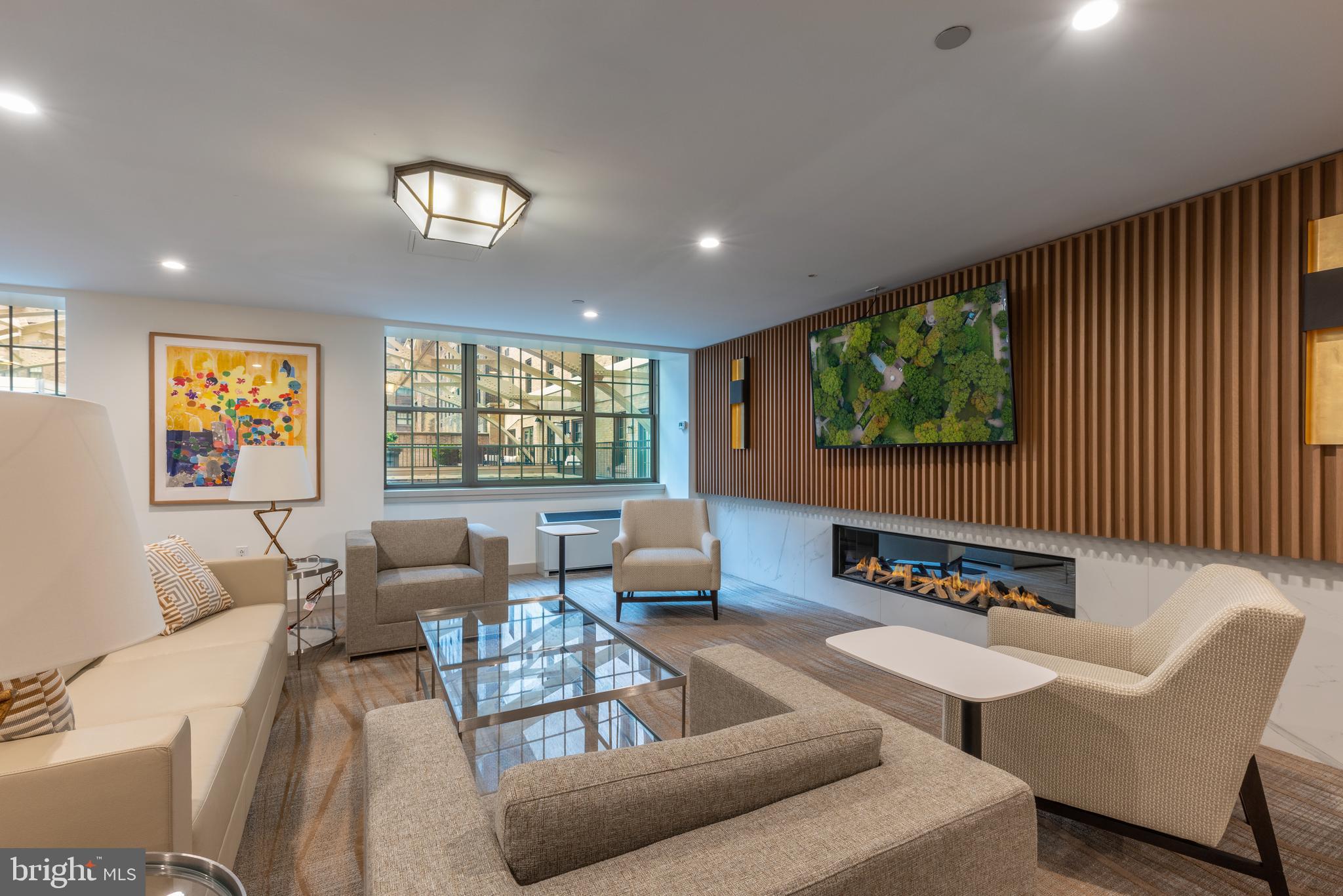 219 S 18TH STREET 29 705A