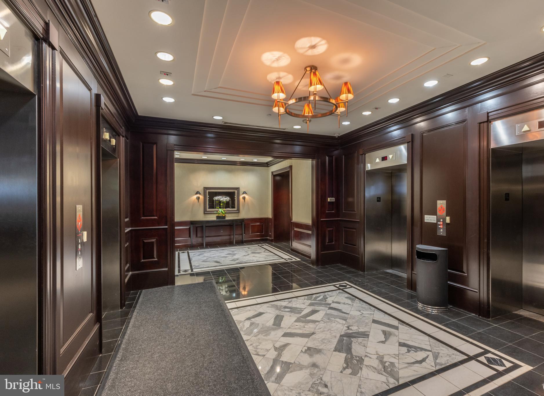 219 S 18TH STREET 29 705A