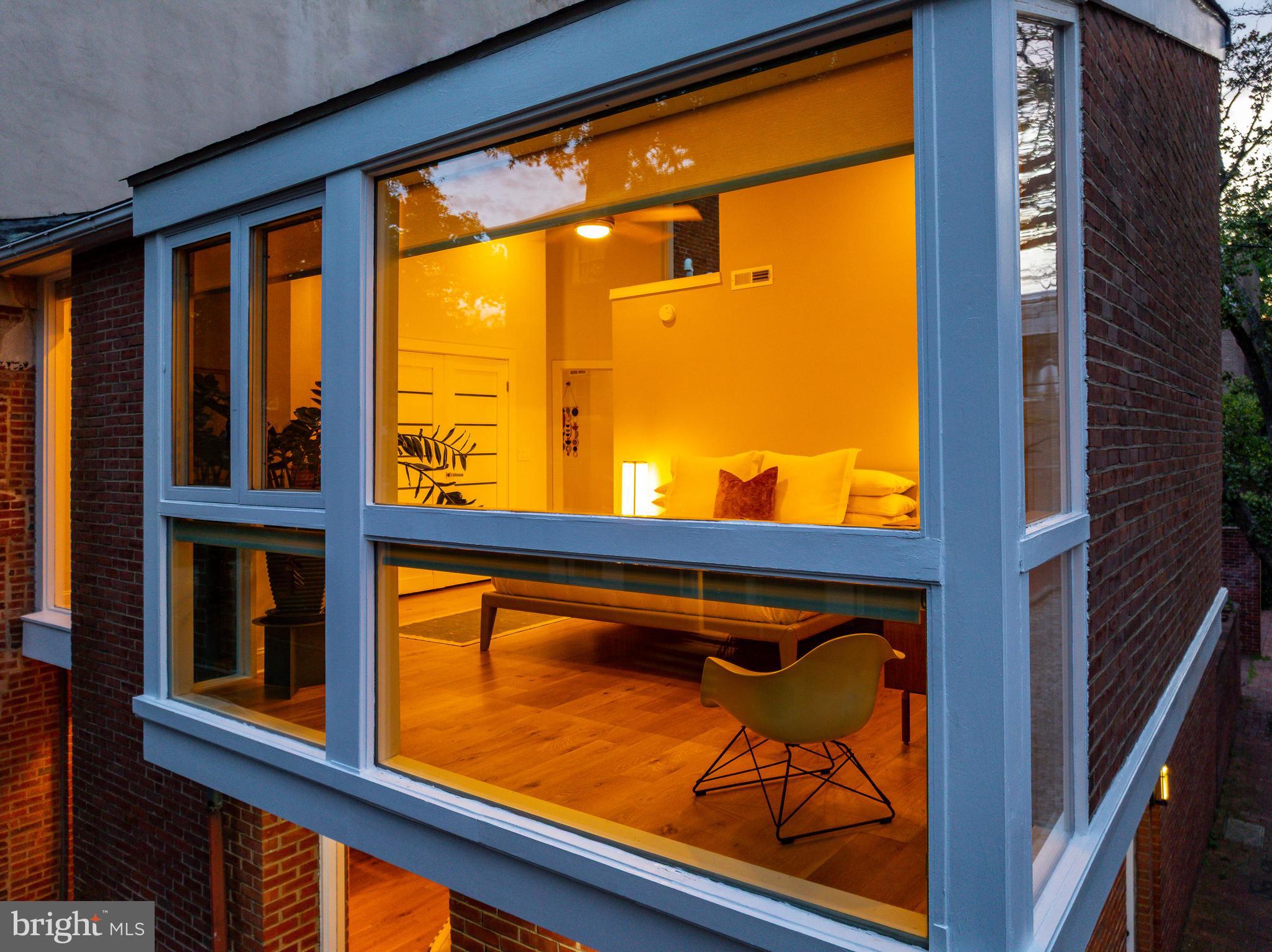 318 S 4TH STREET