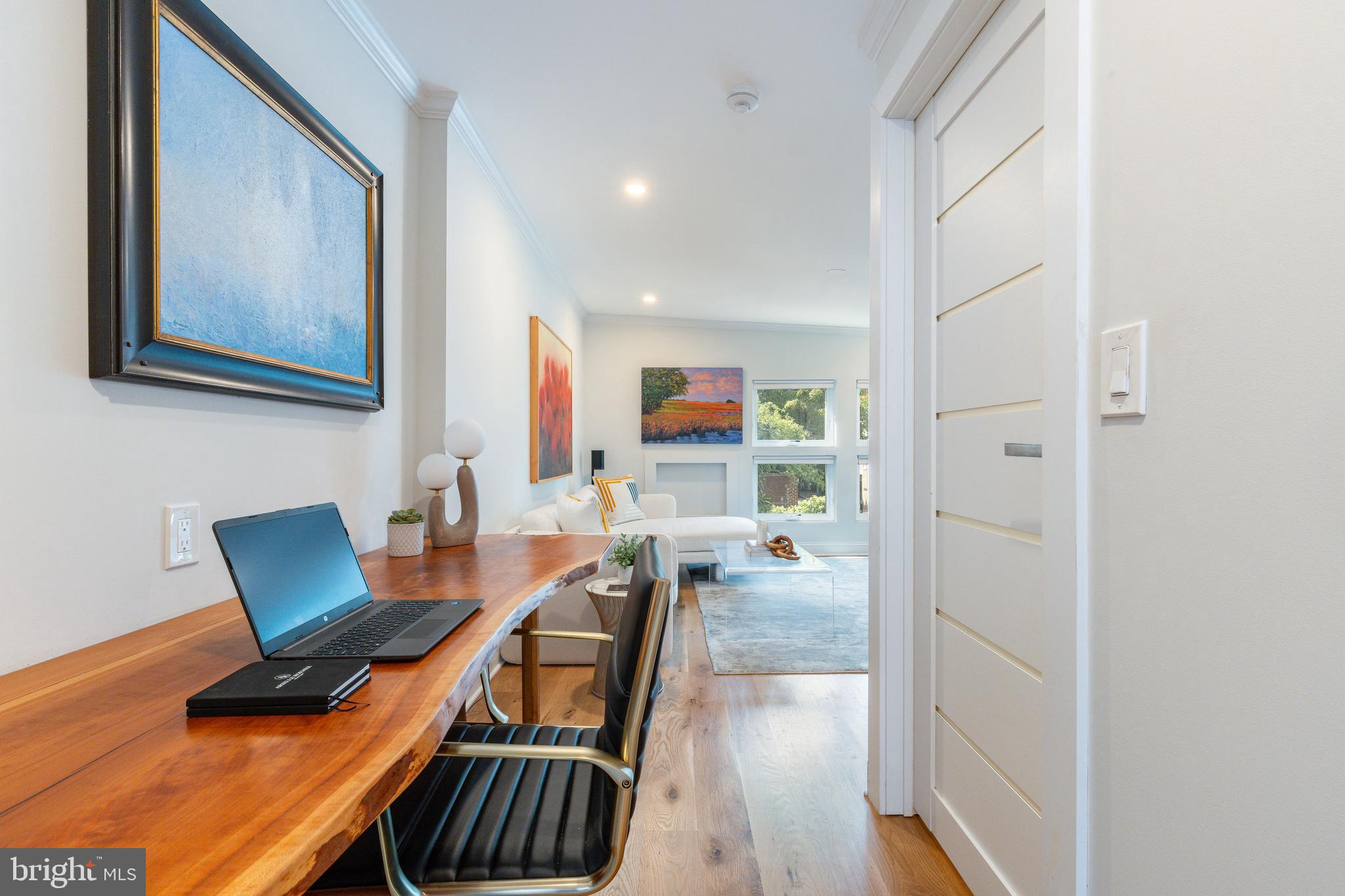 318 S 4TH STREET
